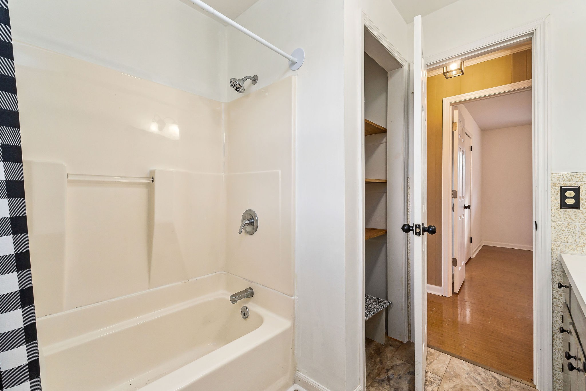 486 Circle Hill Dr Property Photo 24