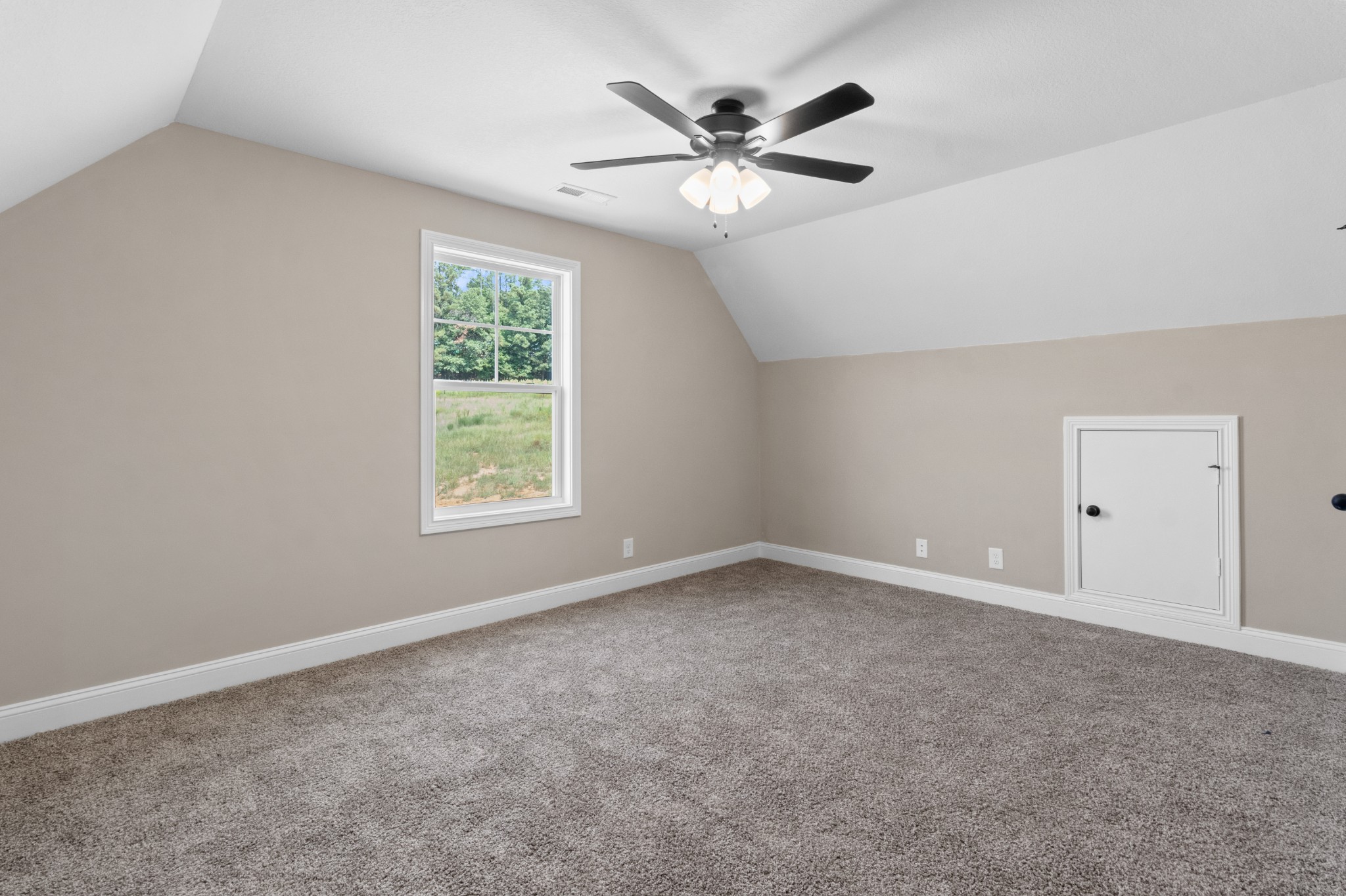 188 Cardinal Creek Property Photo 16