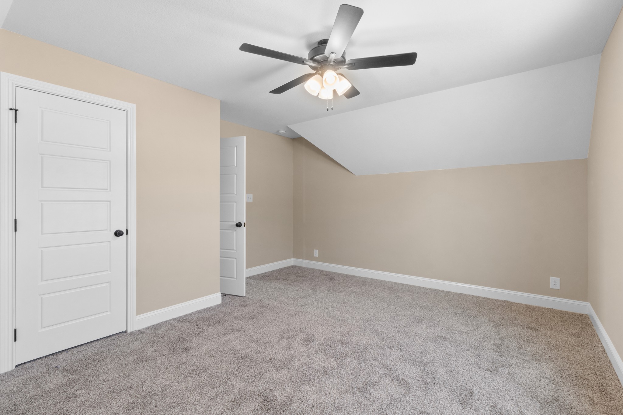 188 Cardinal Creek Property Photo 17