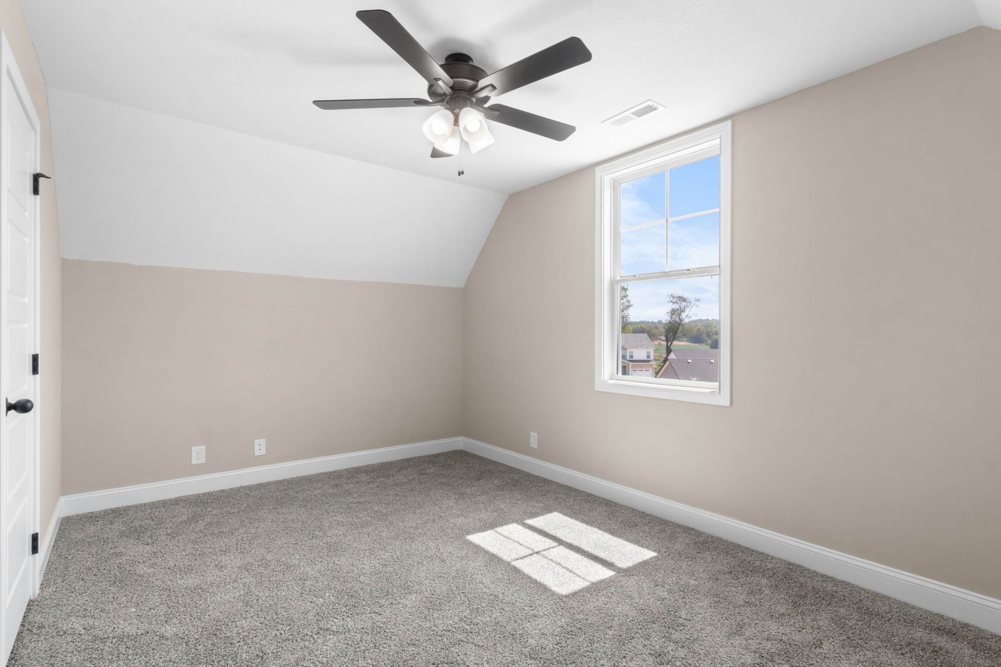 188 Cardinal Creek Property Photo 23