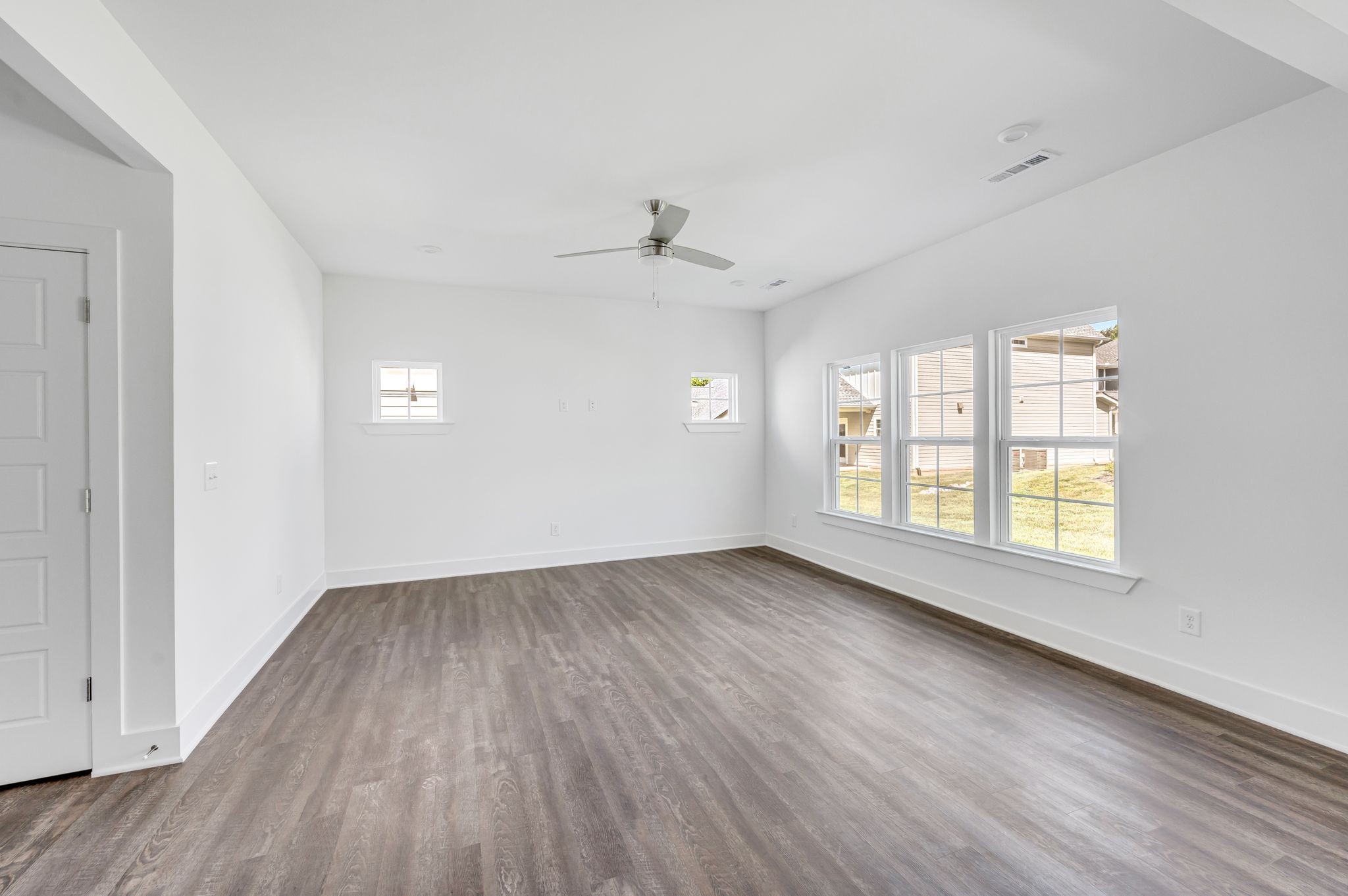 2202 Chadwell Station Ln Property Photo 6
