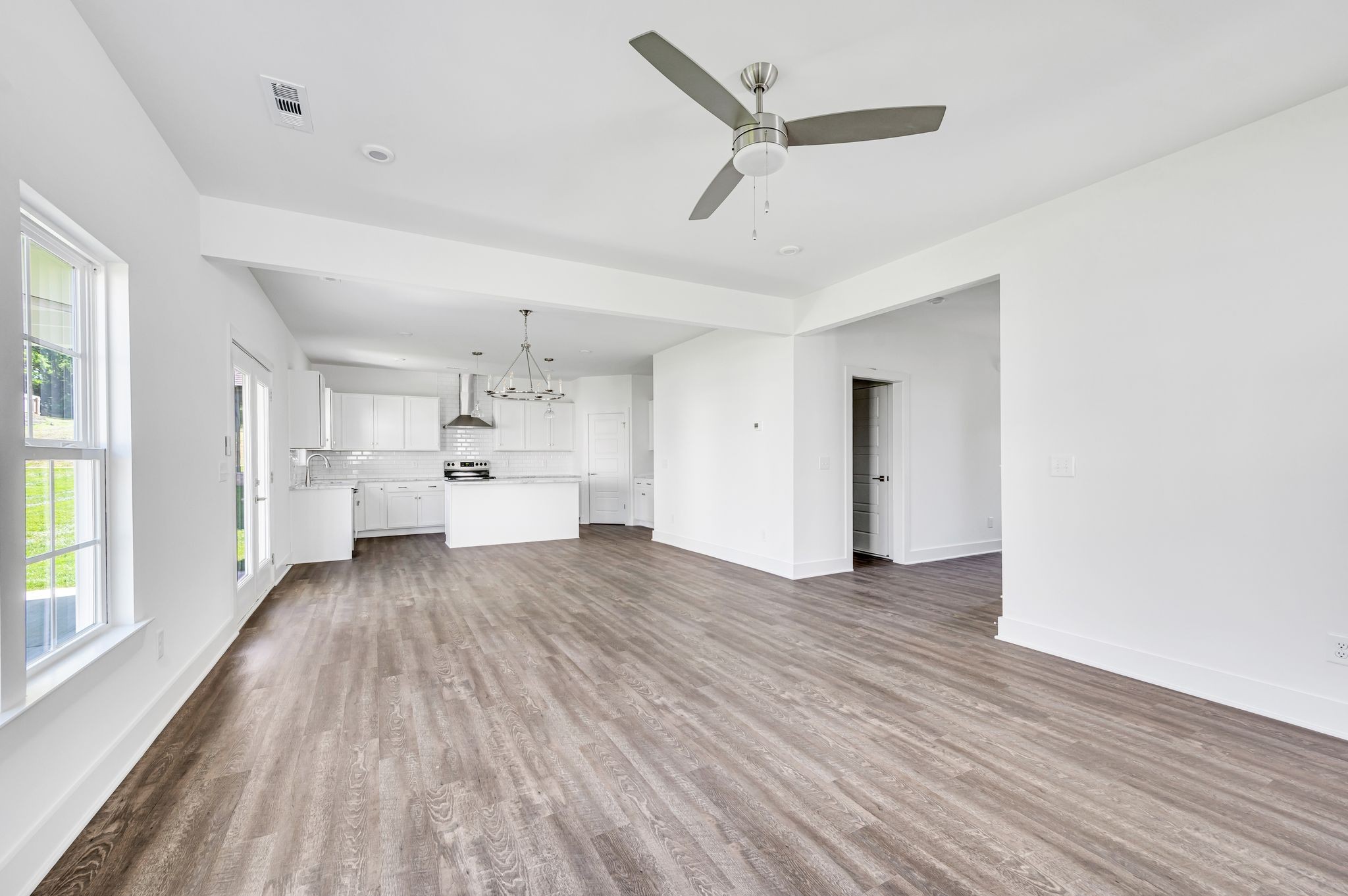 2202 Chadwell Station Ln Property Photo 9