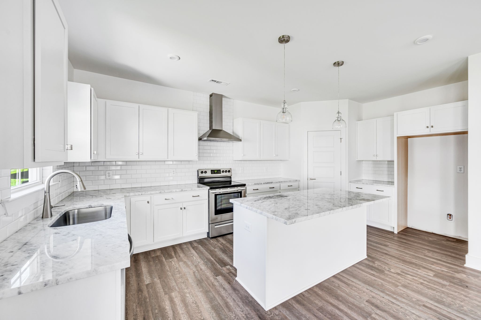 2202 Chadwell Station Ln Property Photo 14