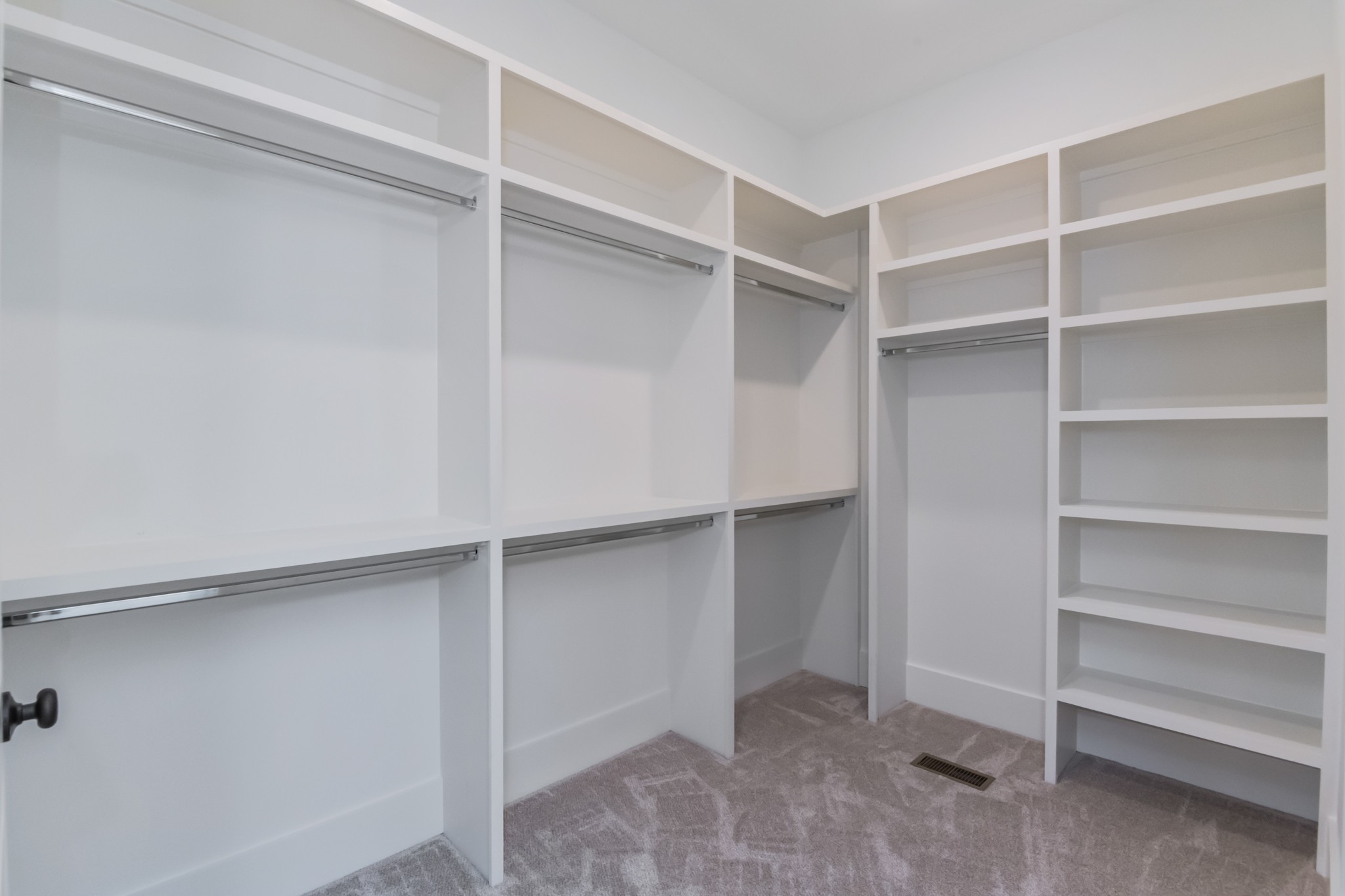 7140 Frances St Property Photo 12