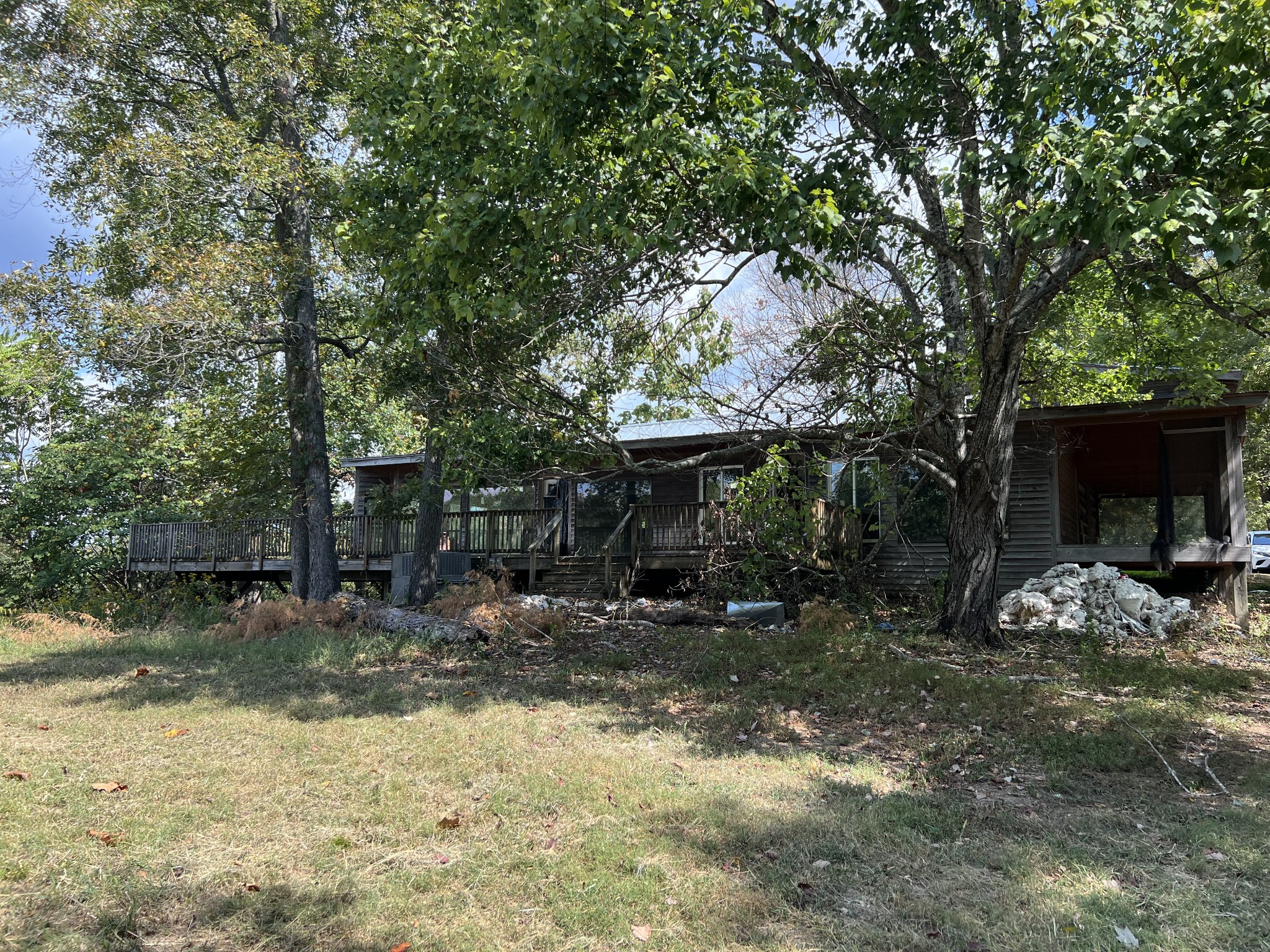 1566 Preston Ridge Rd Property Photo 2