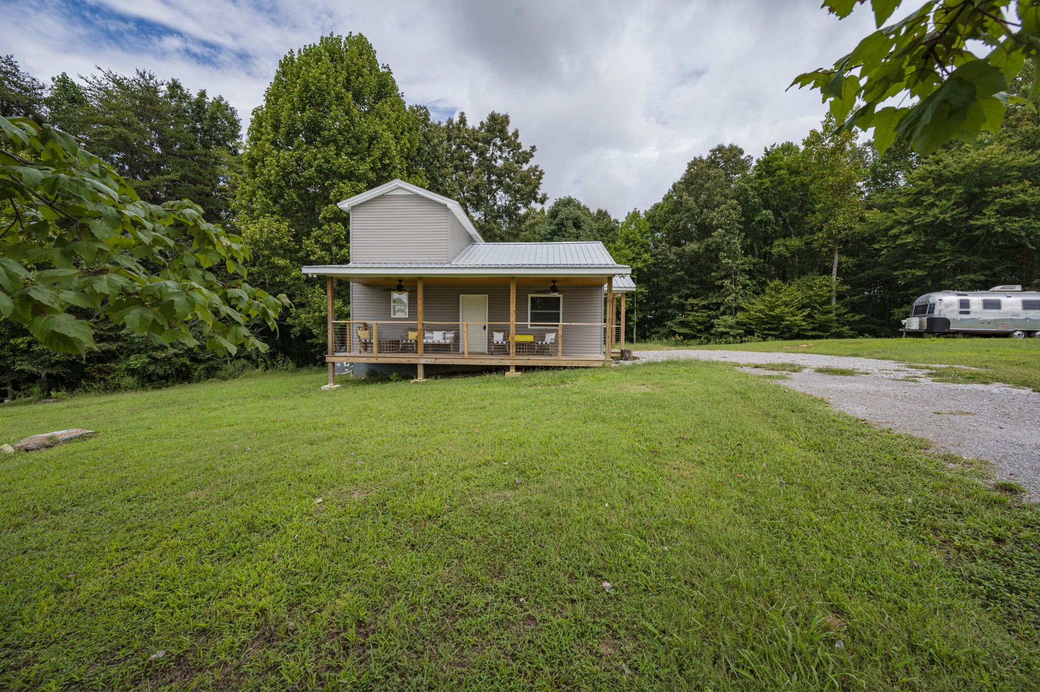 2281 Jefferson Rd Property Photo 4