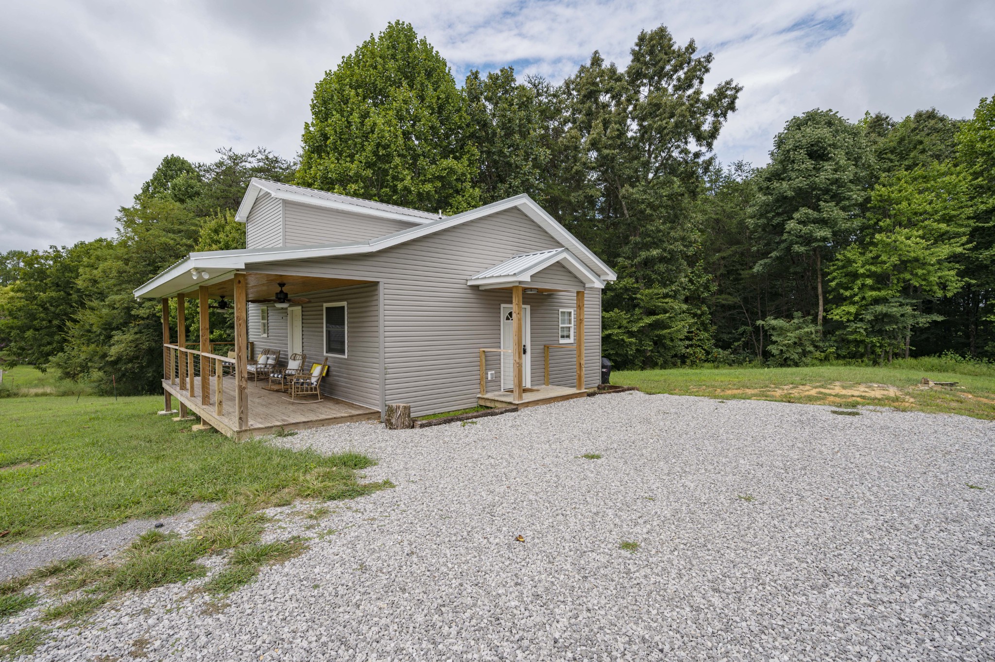 2281 Jefferson Rd Property Photo 5