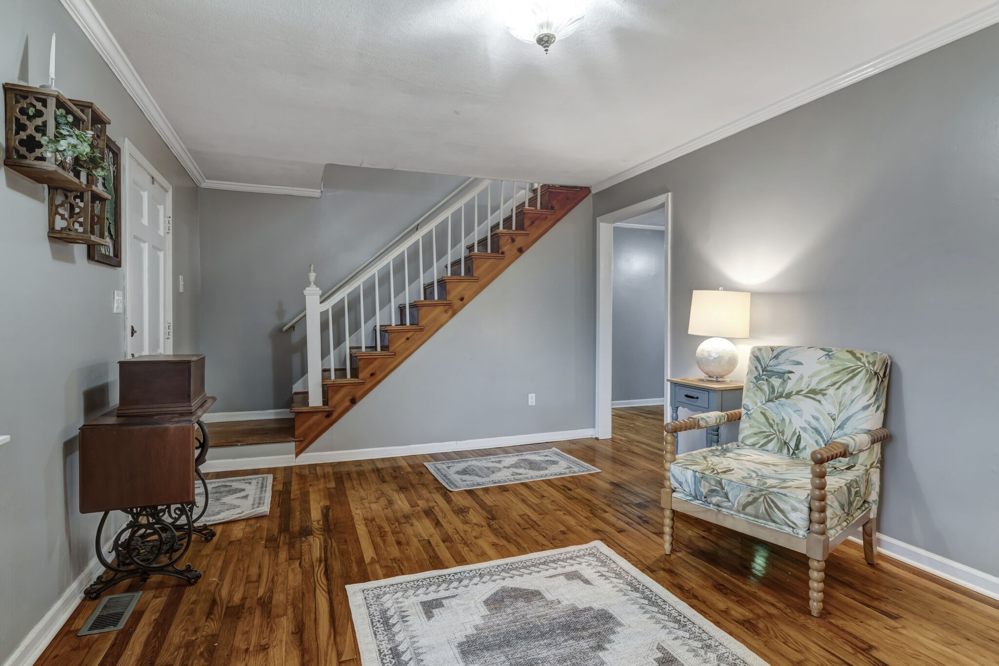 157 Robinhood Cir Property Photo 6