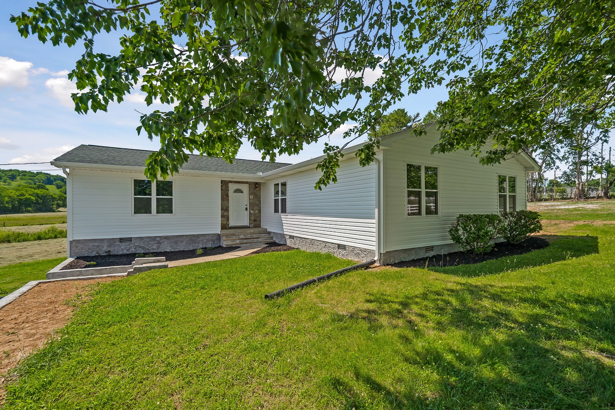 54 Hickman Hwy Property Photo 1