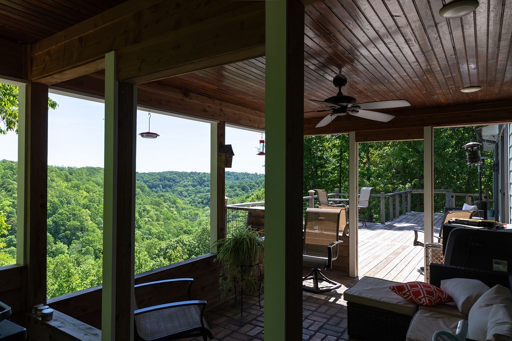 288 Toad Rd Property Photo 9