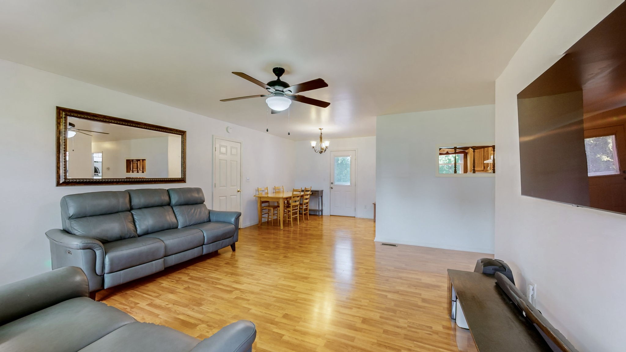 108 Greenlick Dr Property Photo 4