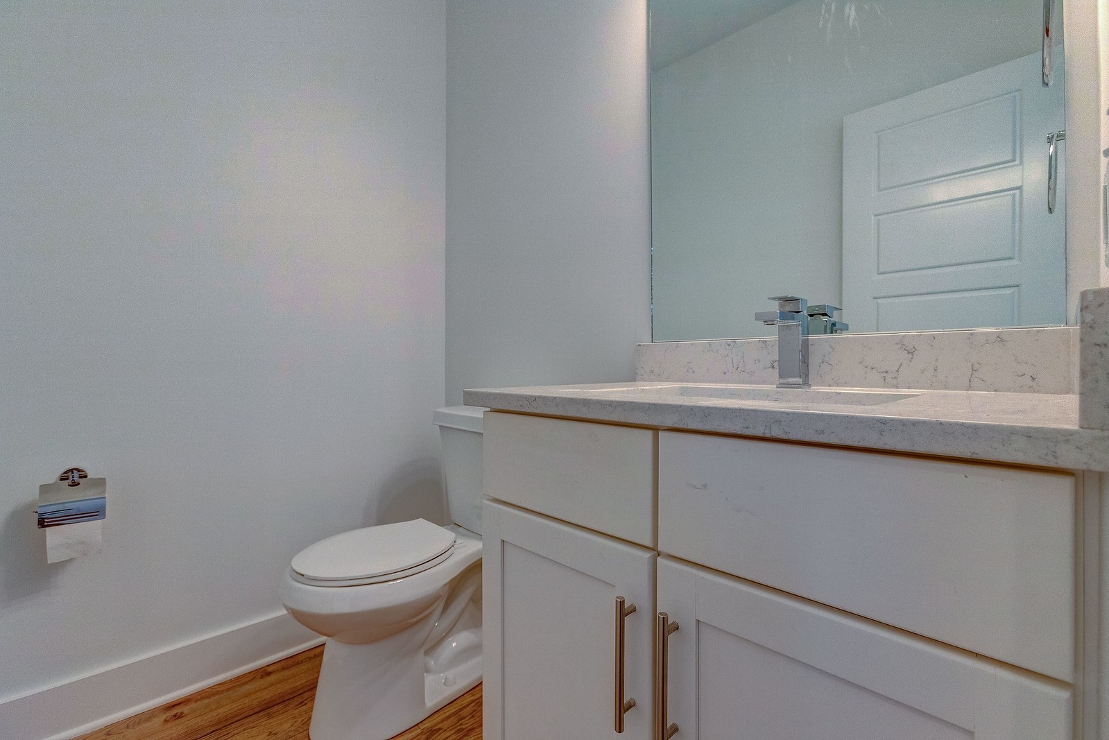324 Queen Ave Property Photo 17