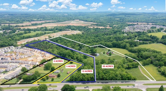 2312 Nashville Hwy Property Photo 1