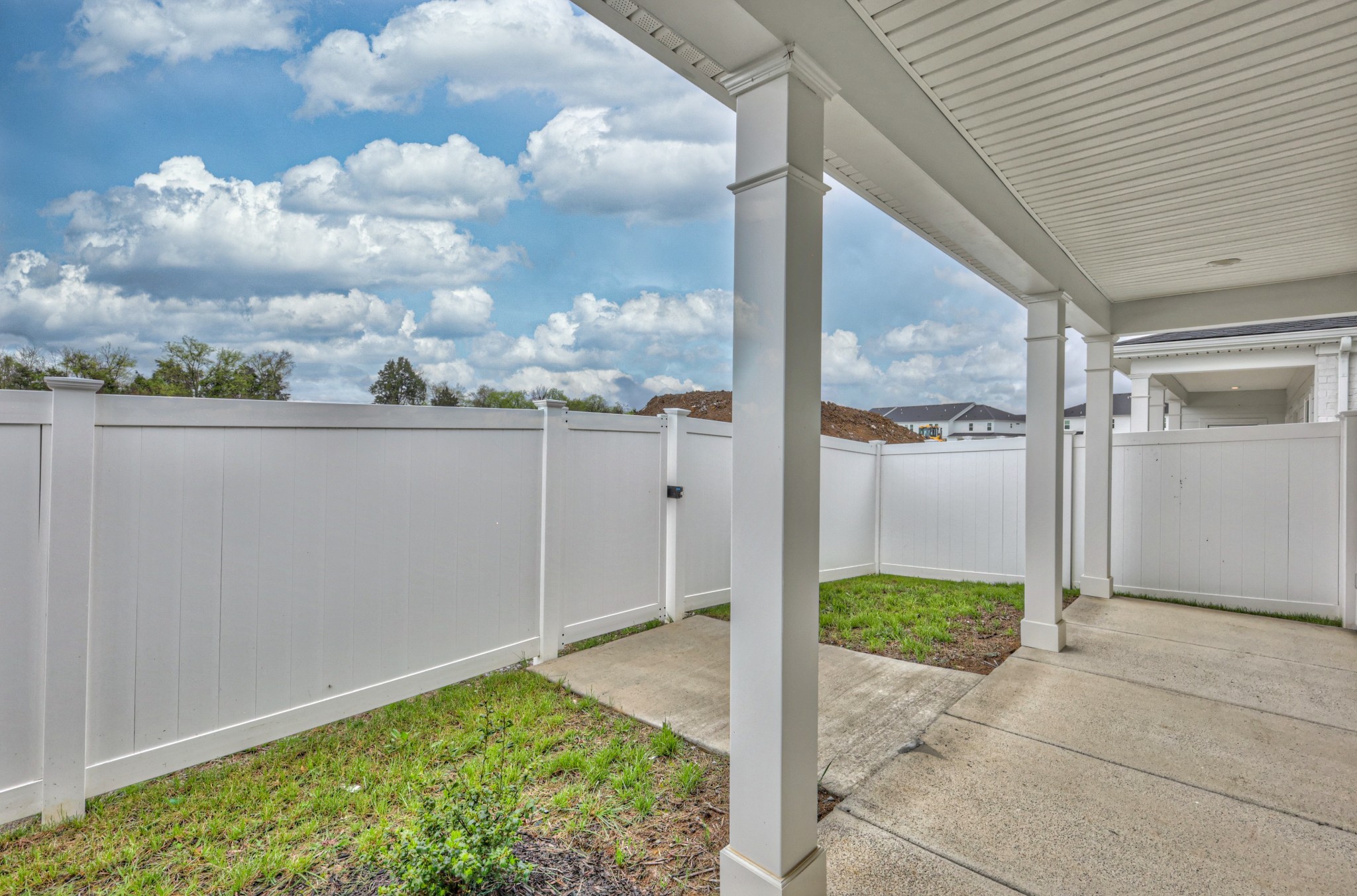 4349 Doral Dr Property Photo 6