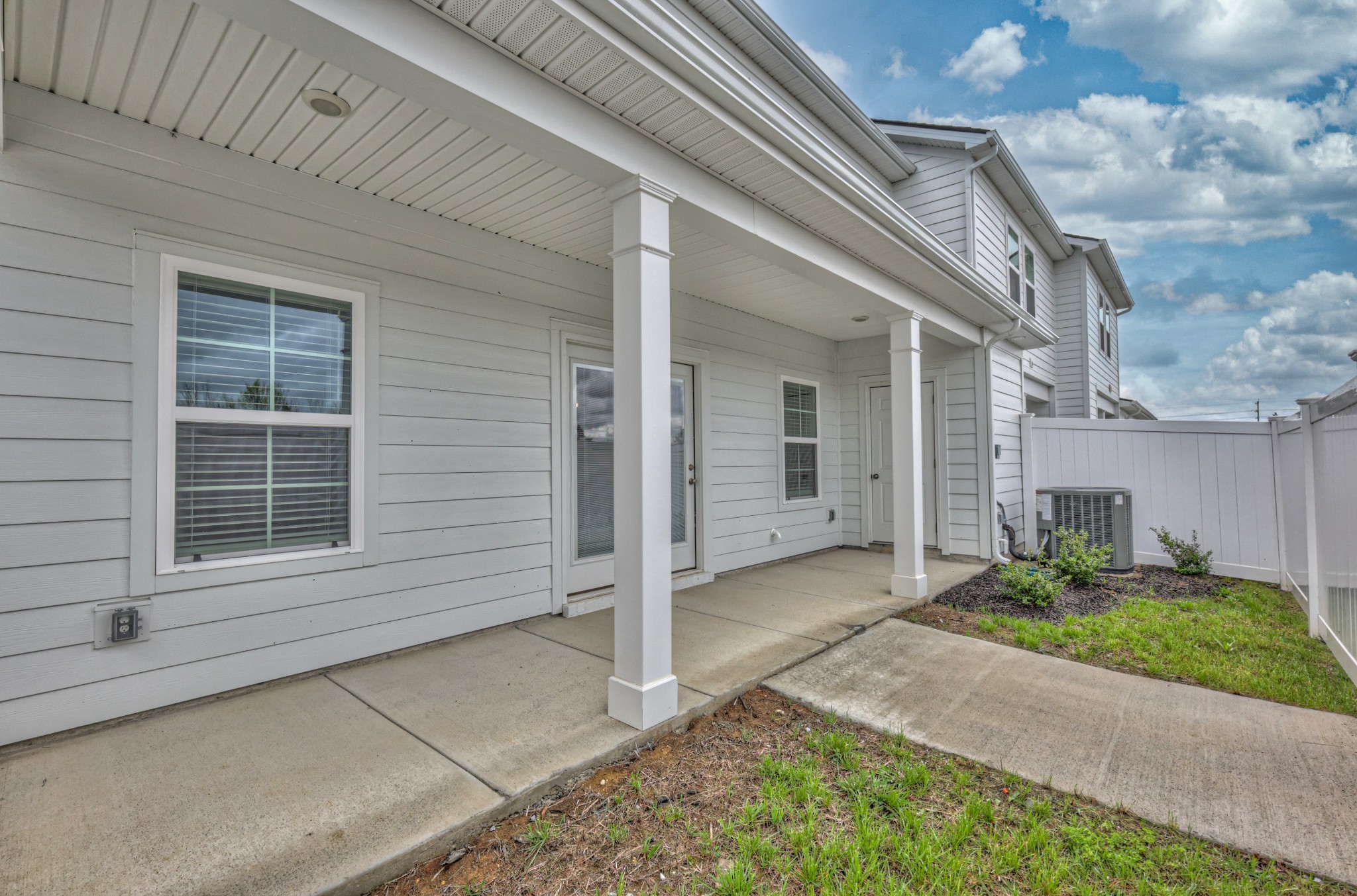 4349 Doral Dr Property Photo 8