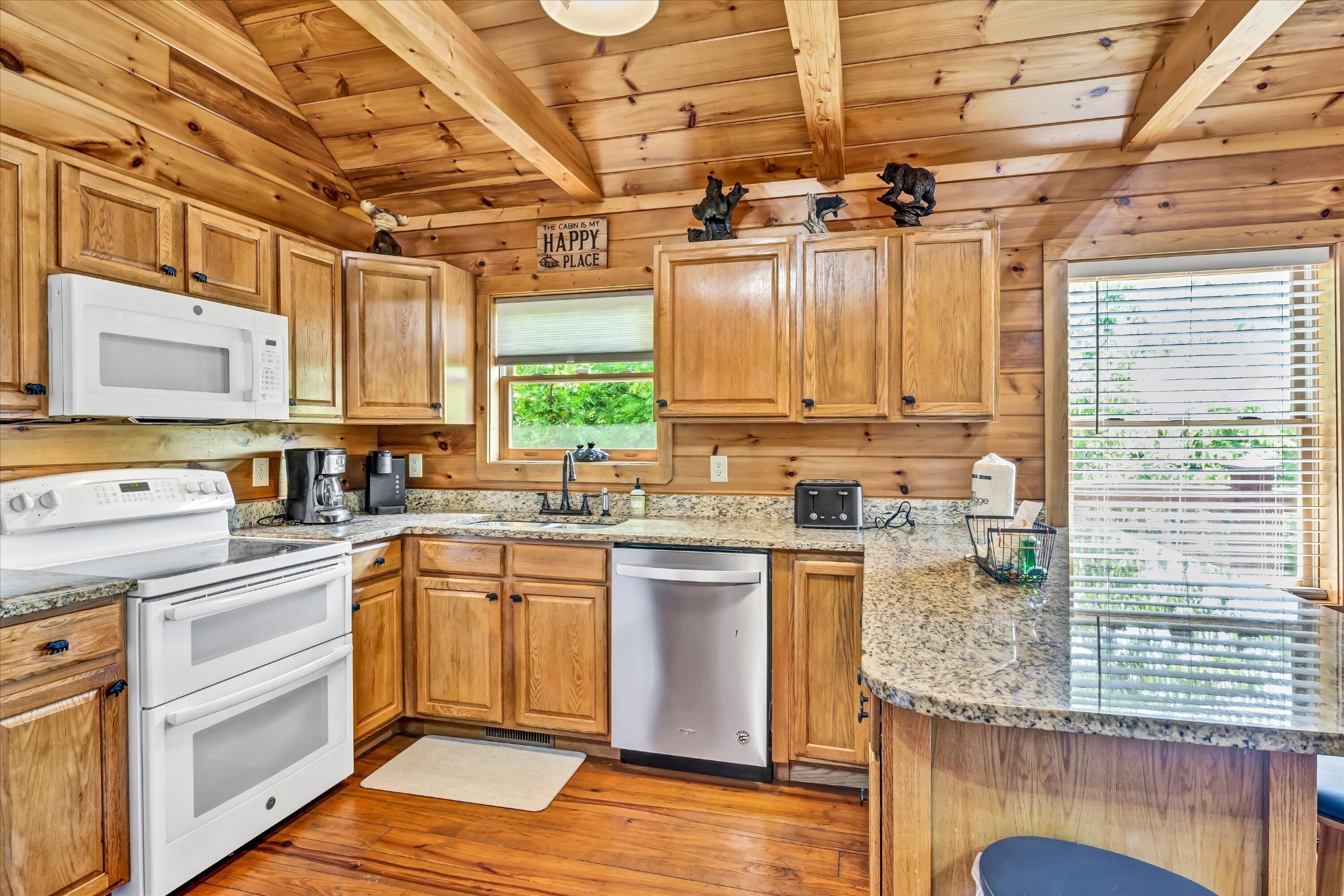 2054 Oakmont Drive Property Photo 11