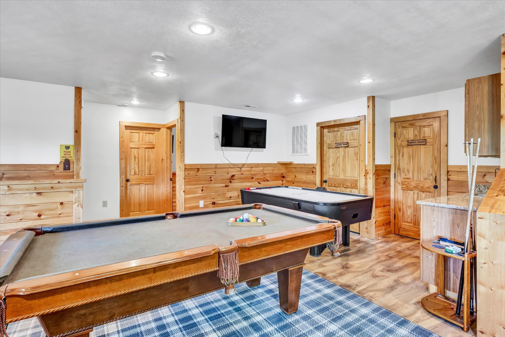 2054 Oakmont Drive Property Photo 19