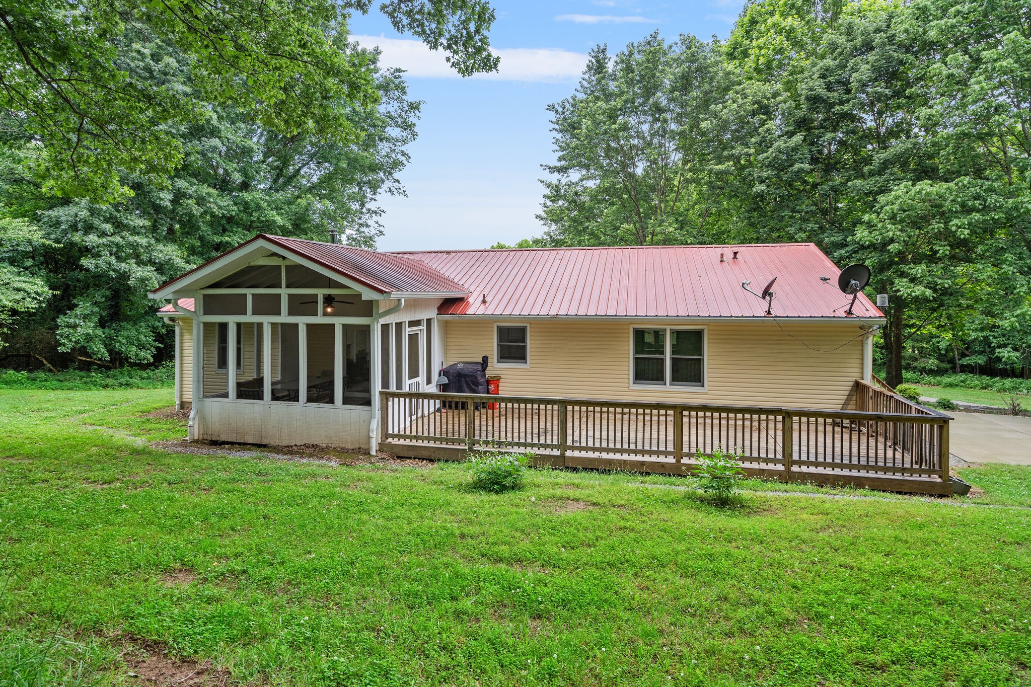 1780 Molly Hollow Rd Property Photo 9