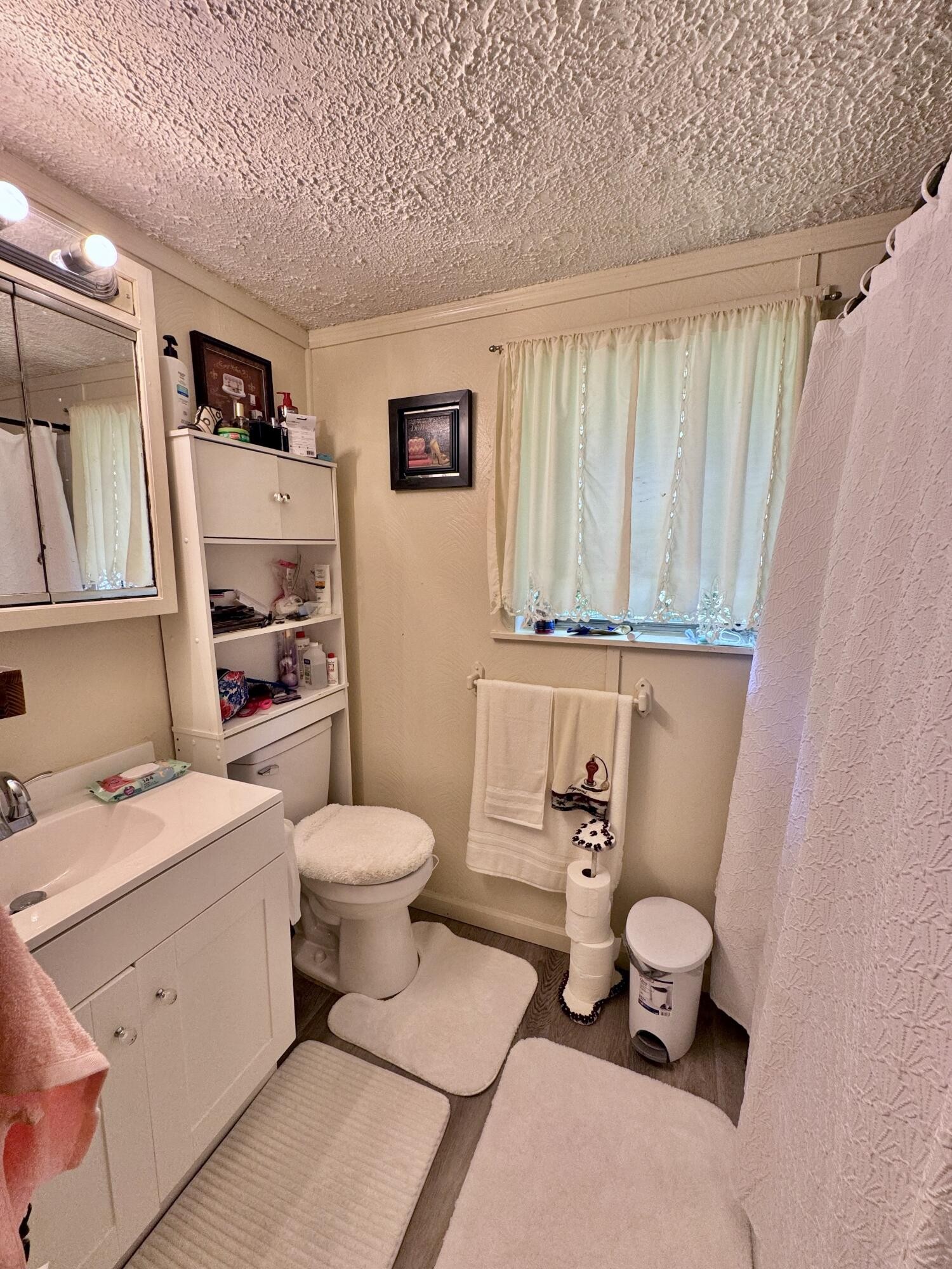 255 Burnett Street Property Photo 10