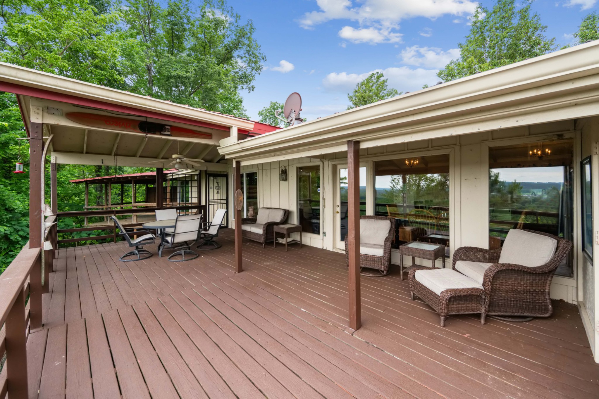 2768 Ridgeway Dr Property Photo 24