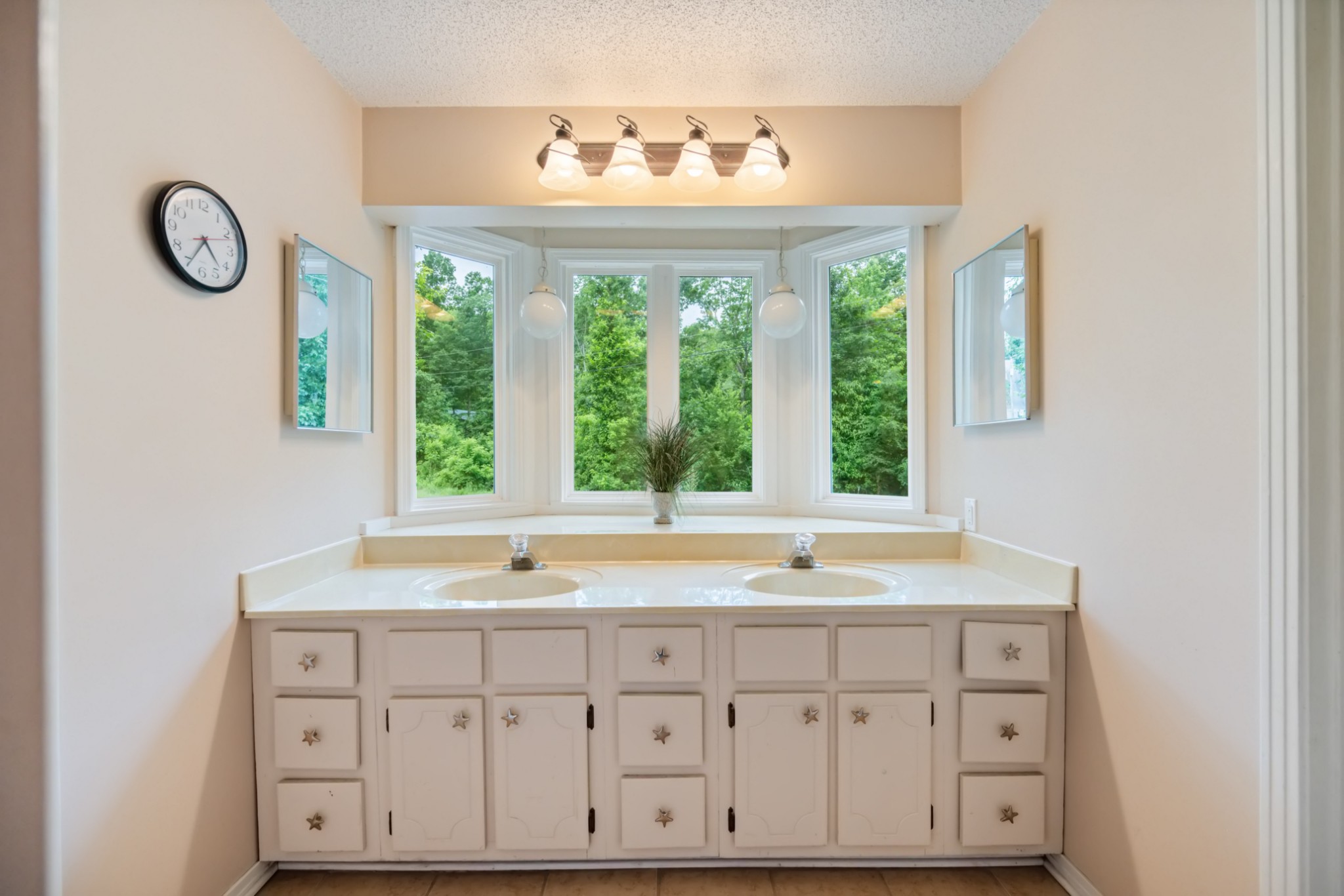 2768 Ridgeway Dr Property Photo 25