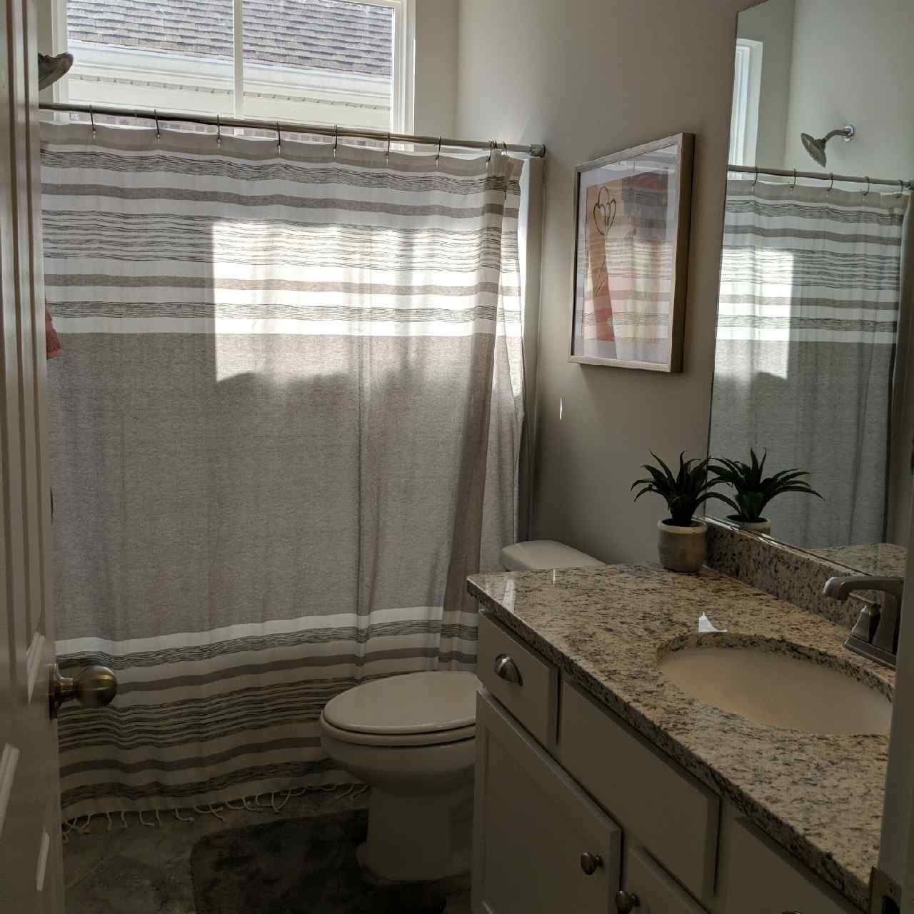 708 Goswell Dr Property Photo 17