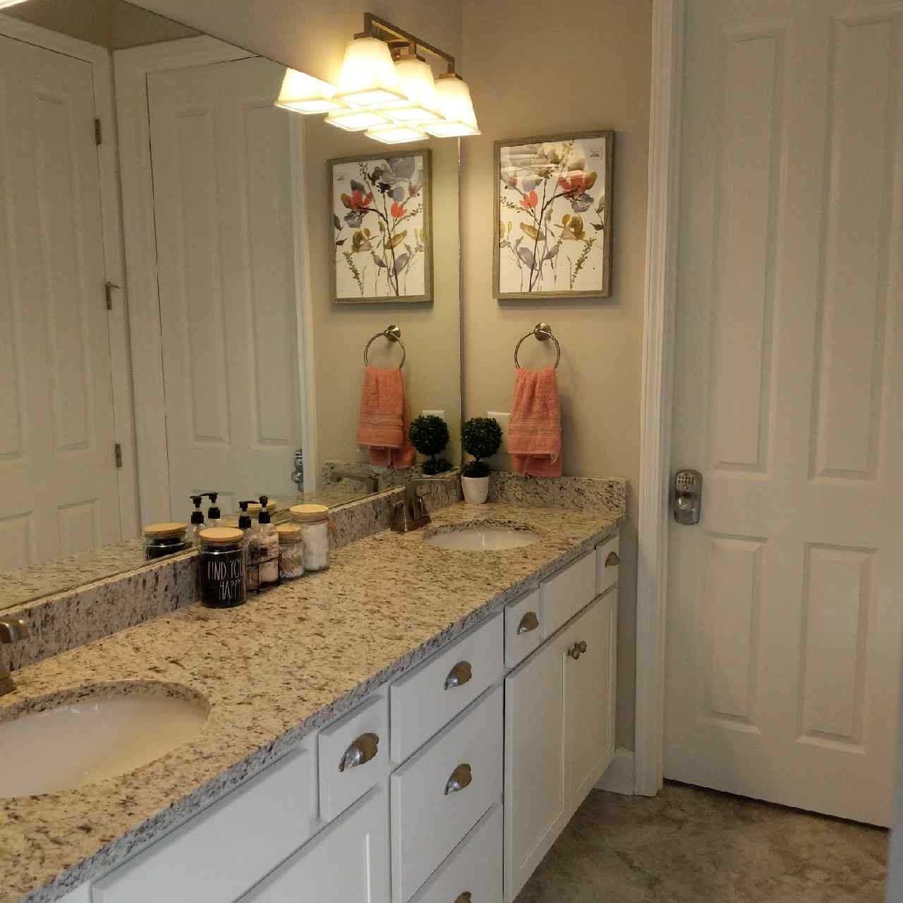 708 Goswell Dr Property Photo 19