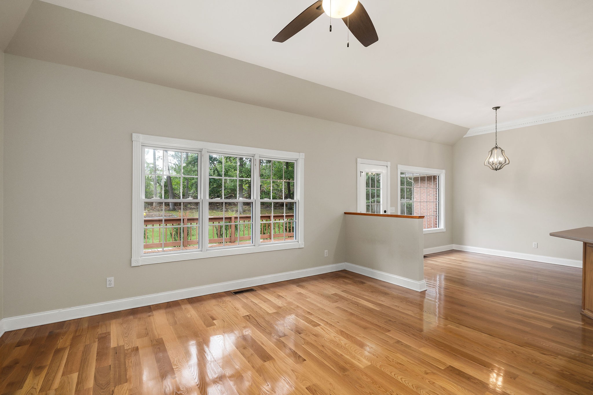 650 Beckridge Rd Property Photo 15