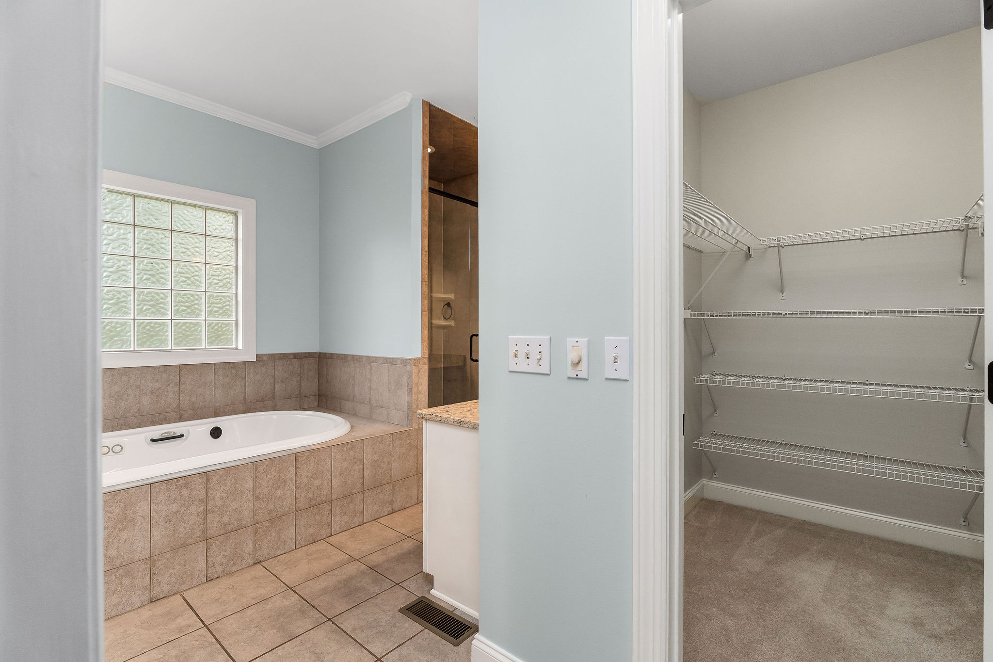 650 Beckridge Rd Property Photo 21