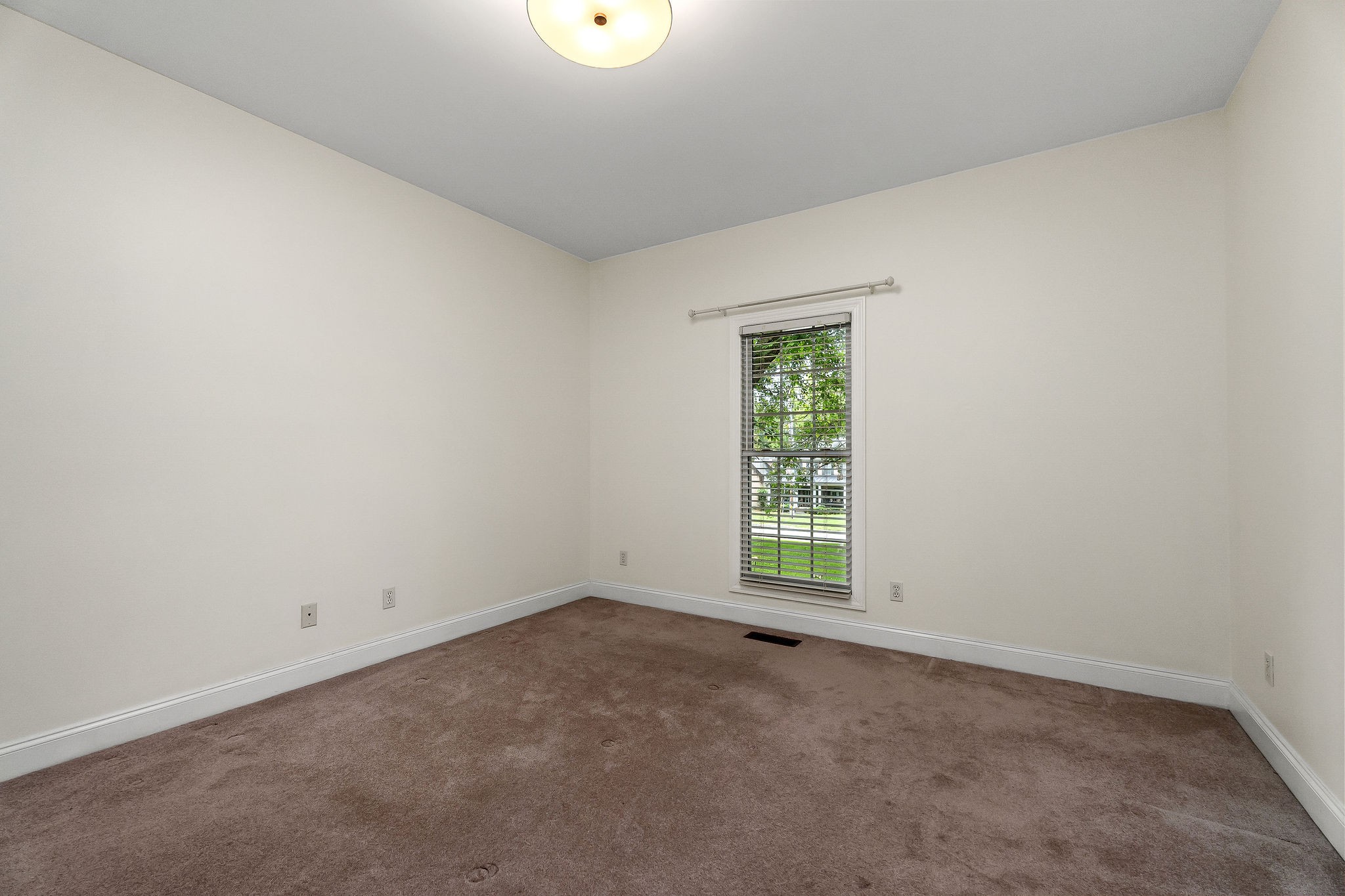 650 Beckridge Rd Property Photo 26