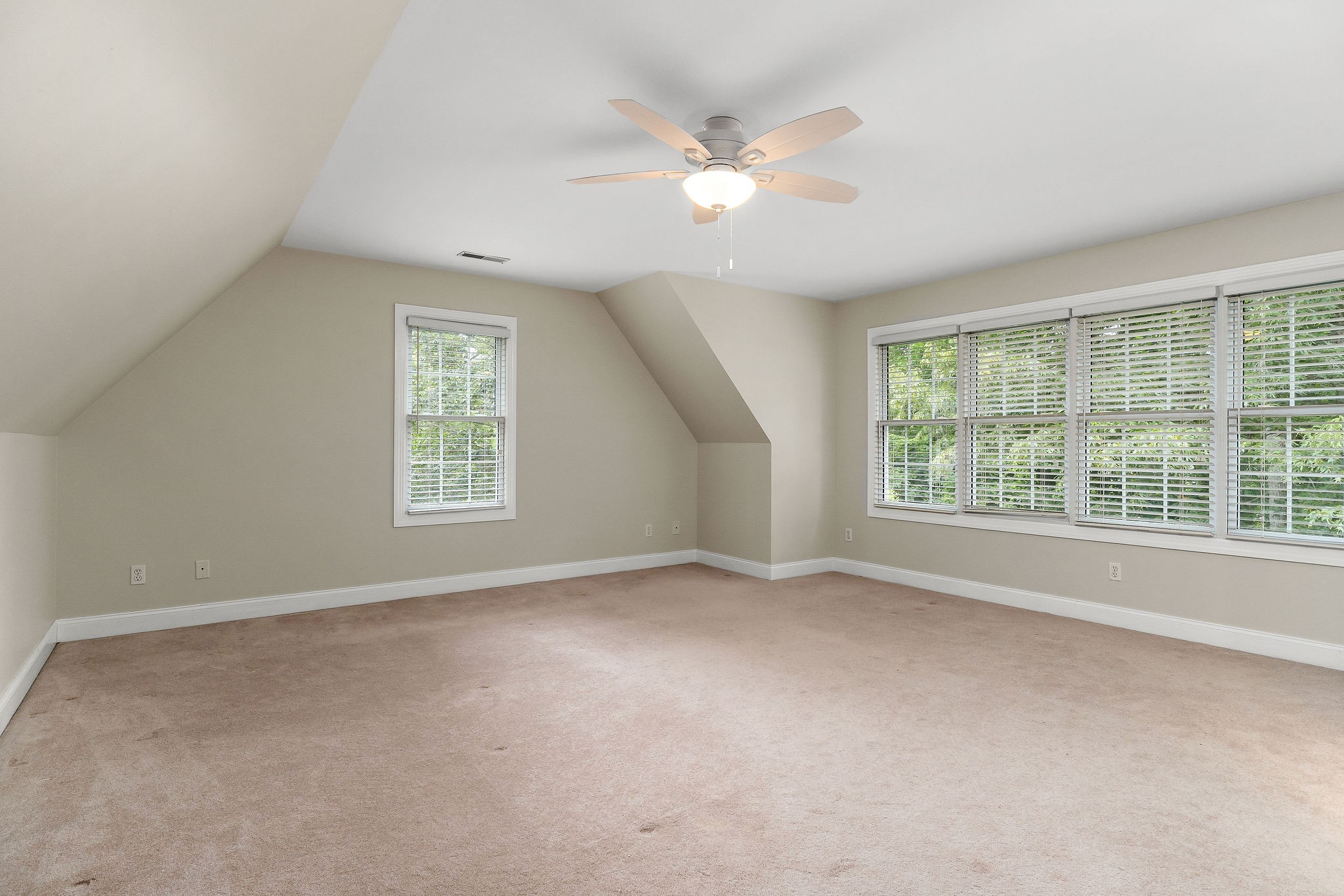 650 Beckridge Rd Property Photo 29
