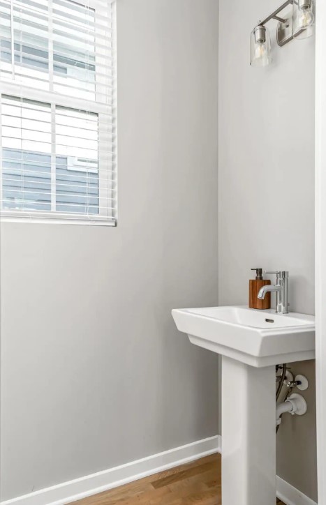 2120 Herman St Property Photo 7