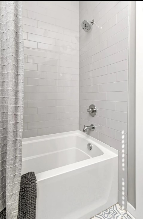 2120 Herman St Property Photo 14