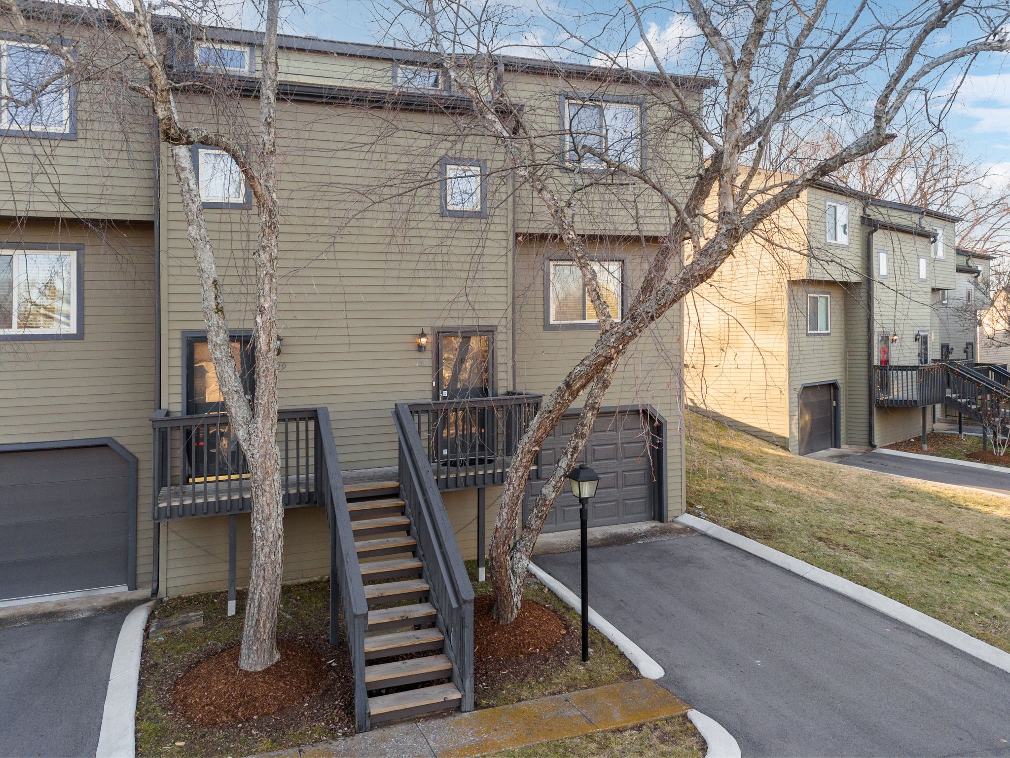 330 Summit Ridge Cir Property Photo 4