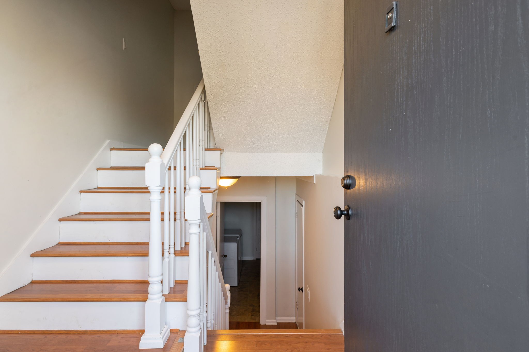 330 Summit Ridge Cir Property Photo 7