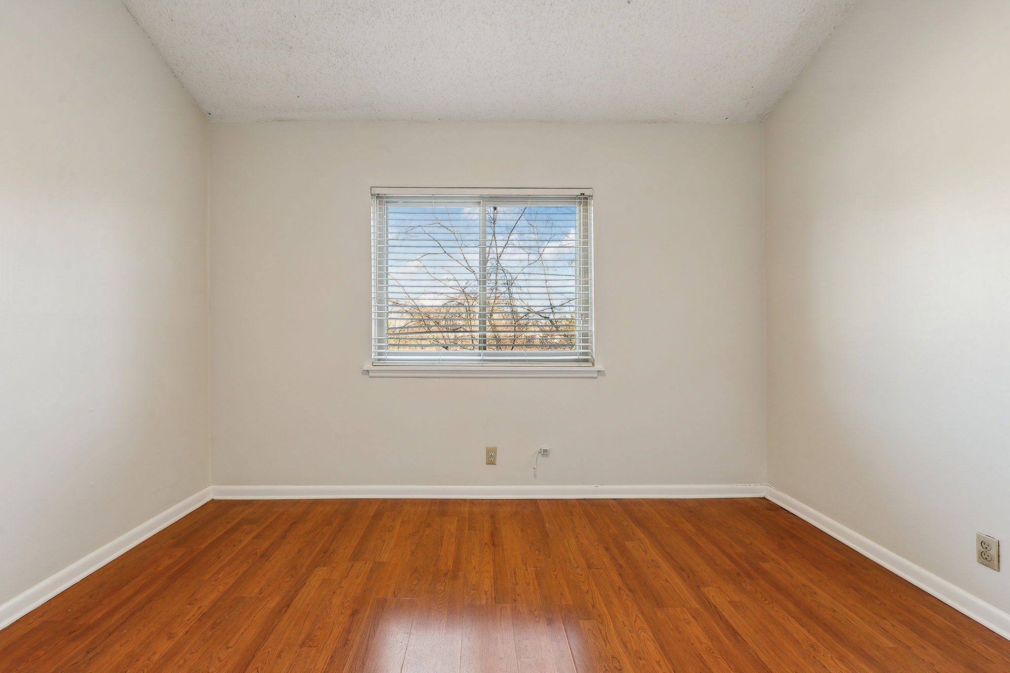 330 Summit Ridge Cir Property Photo 24