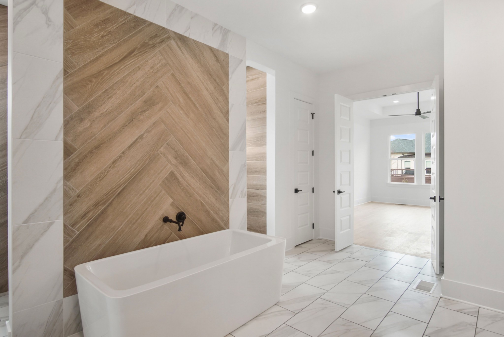 6051 Lookaway Circle Property Photo 39