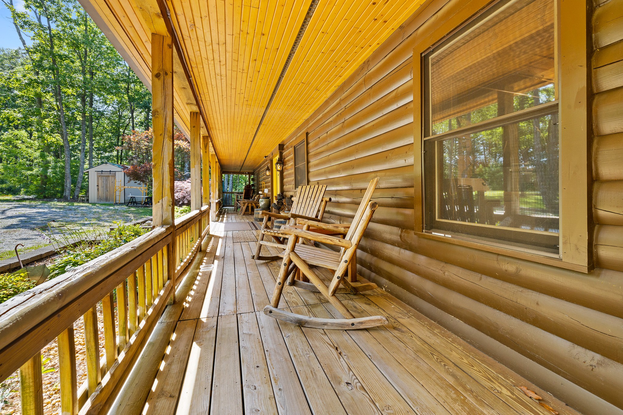 204 Iron Gap Rd Property Photo 5