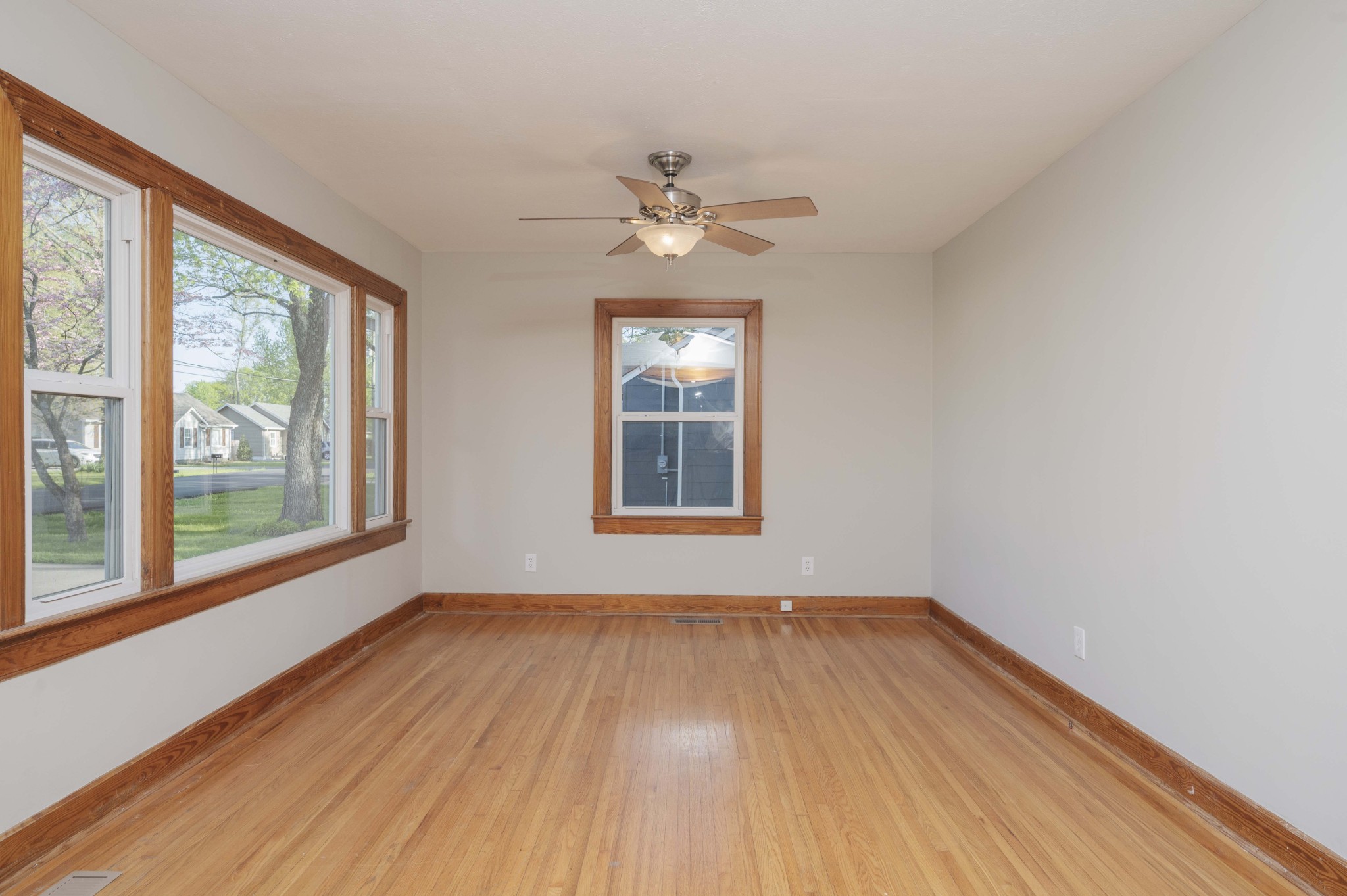 1014 Leaf Ave Property Photo 3