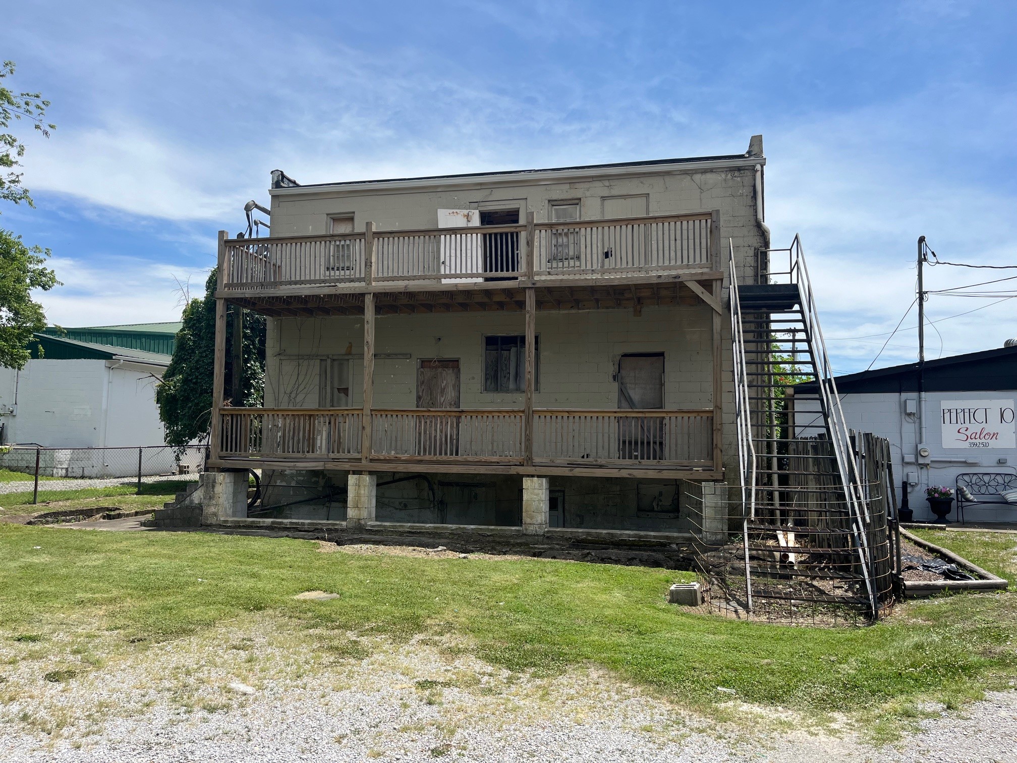 232 E Commerce St Property Photo 2