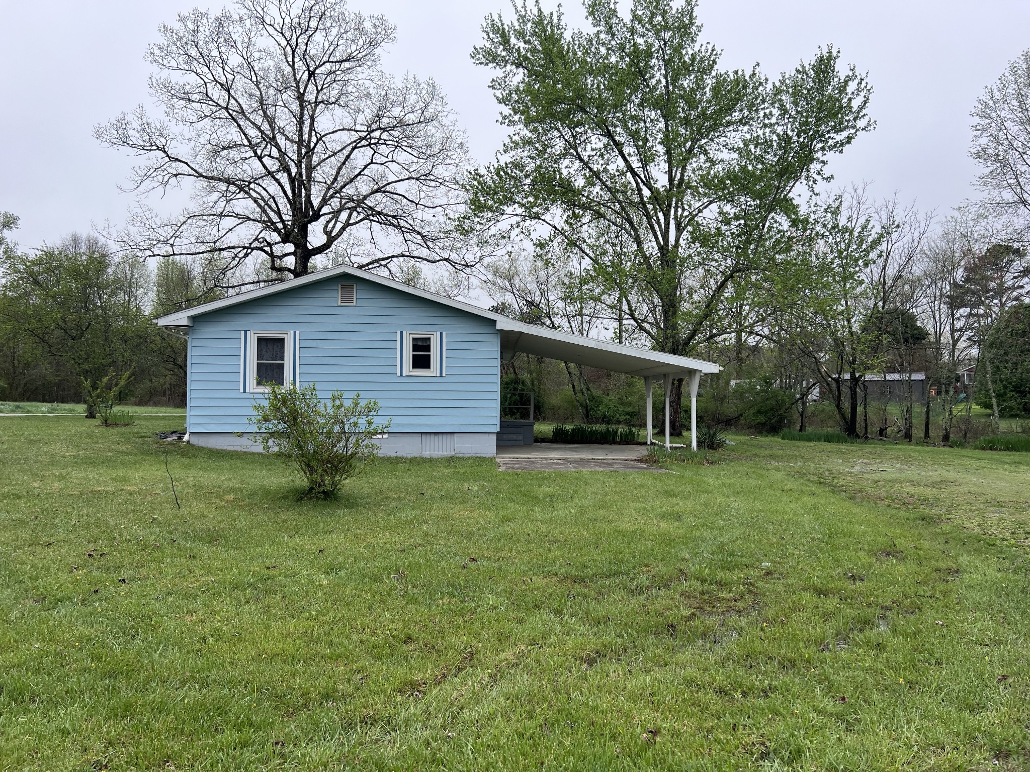 636 Highland Dr Property Photo 4