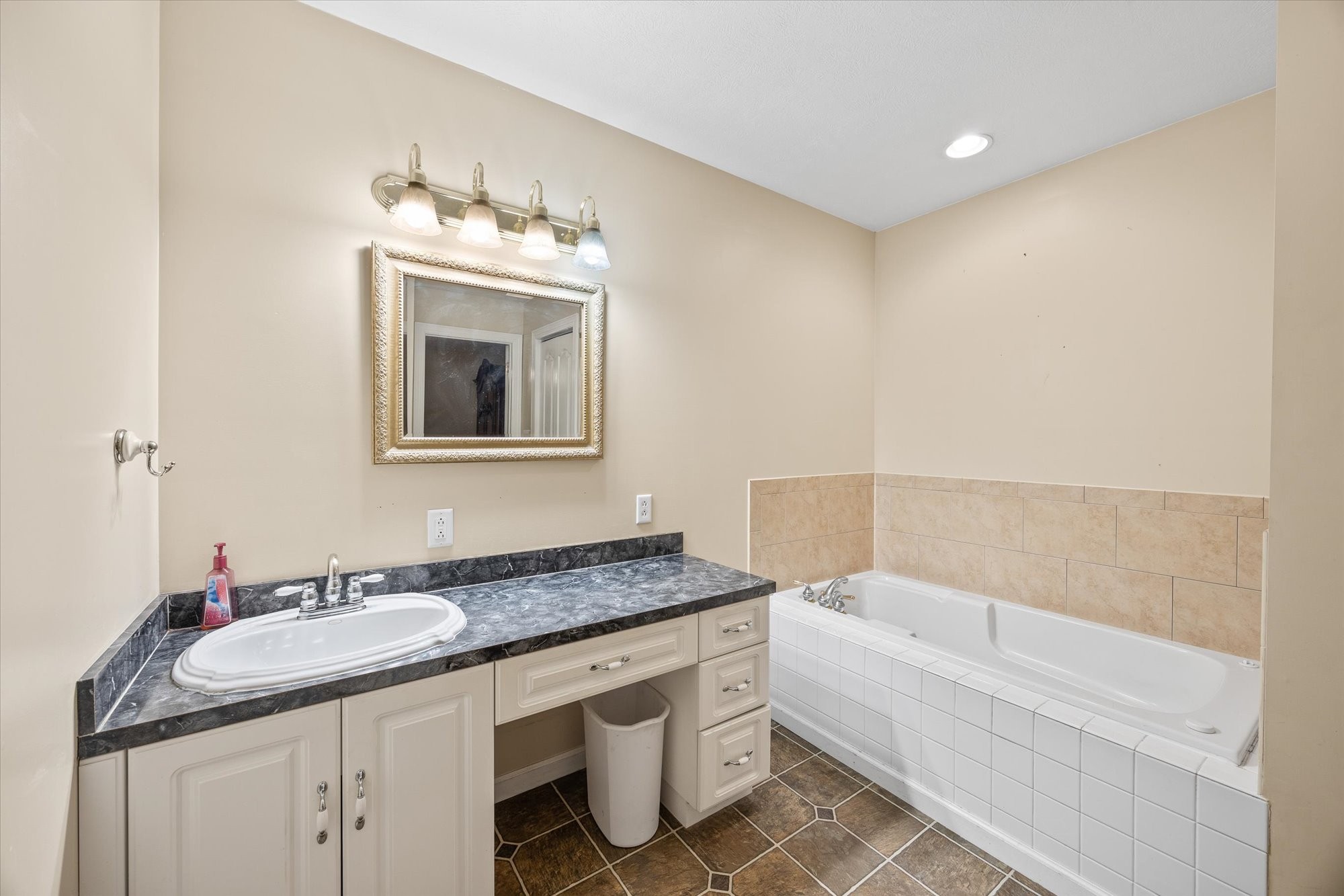 1487 Duncans Chapel Rd Property Photo 13