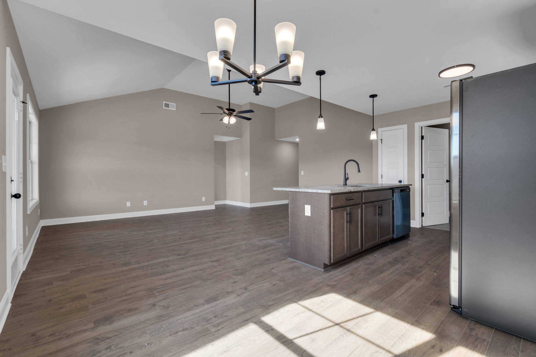 200 Cardinal Creek Property Photo 15