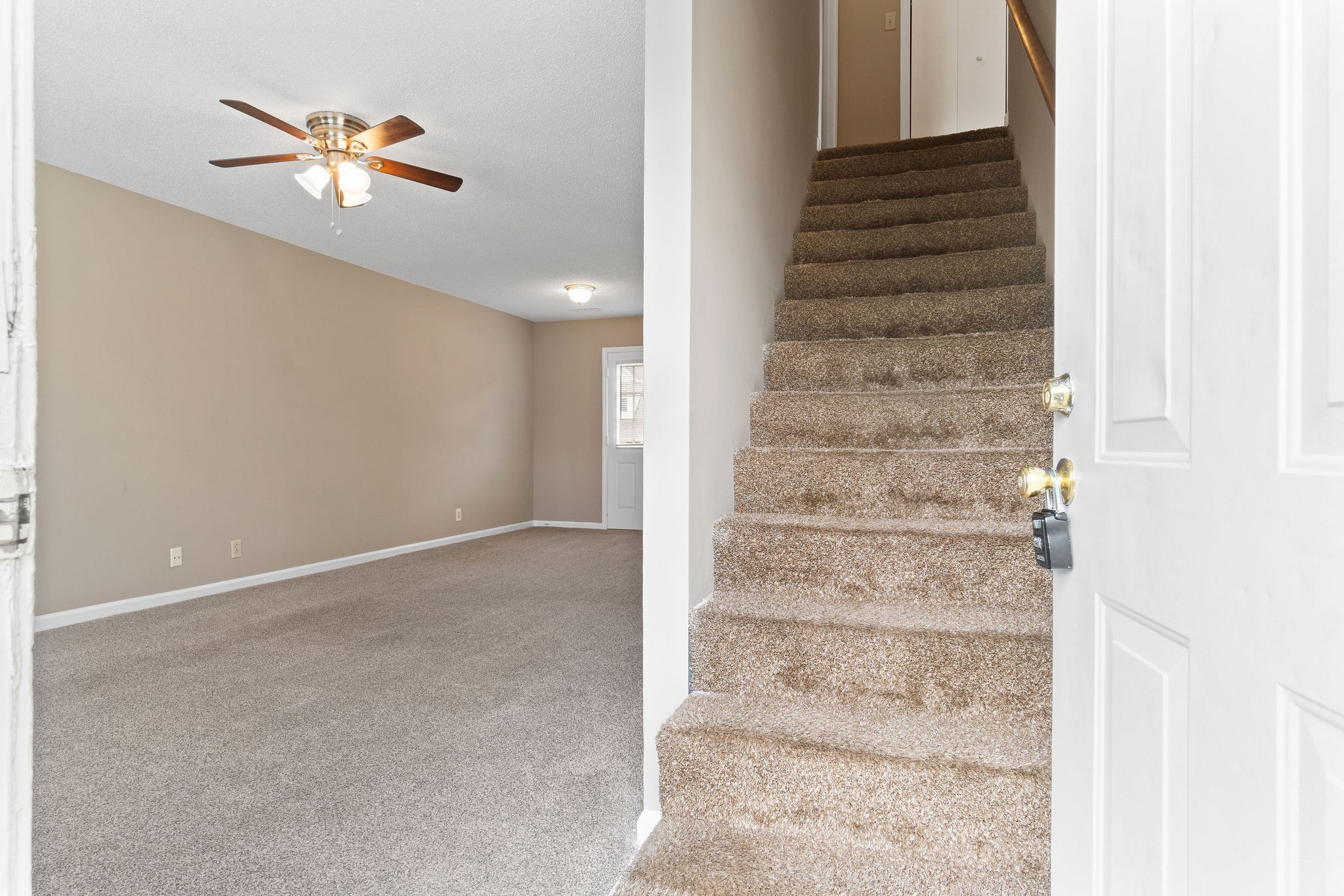 179 Harrier Ct Property Photo 2
