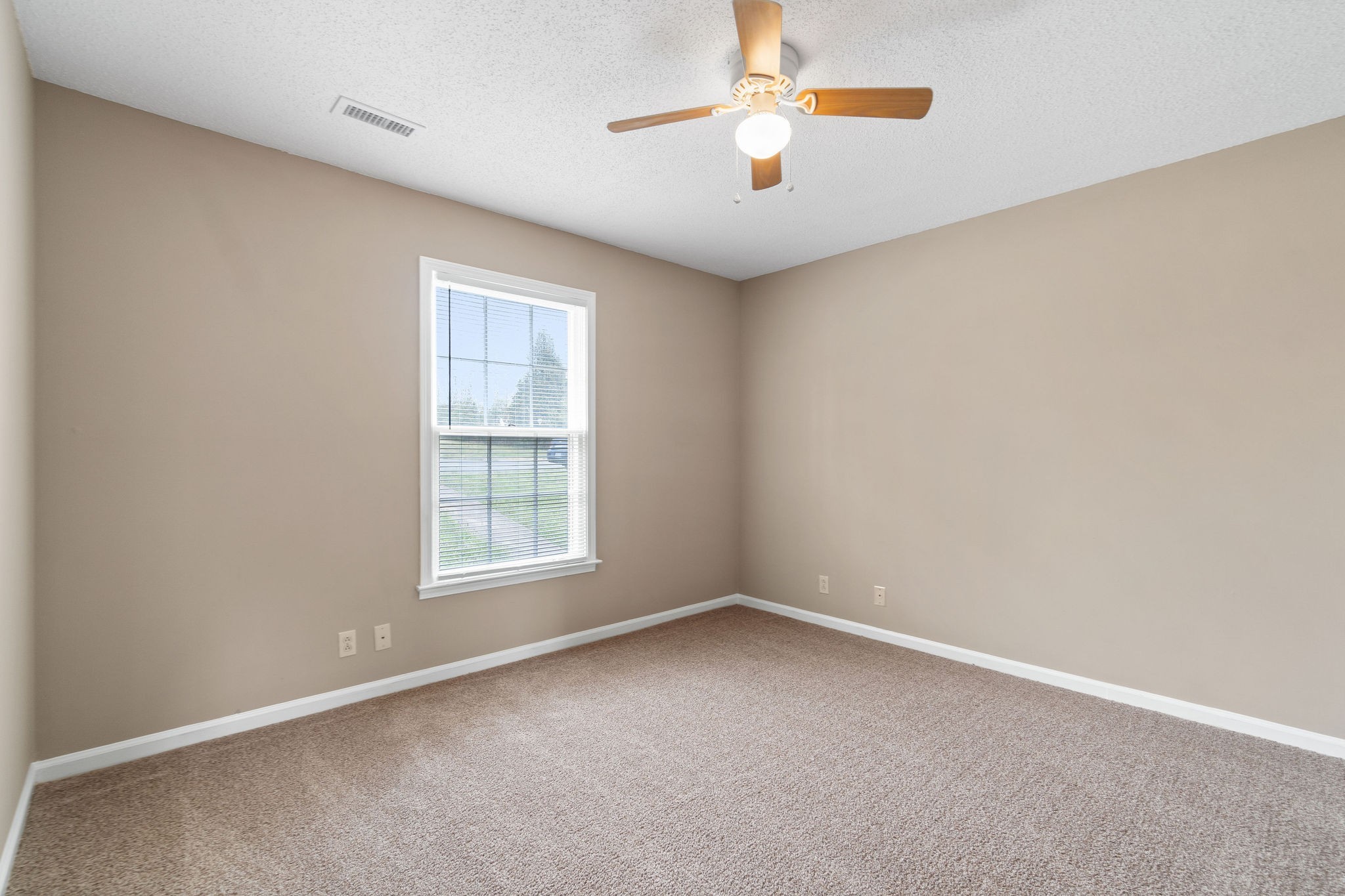179 Harrier Ct Property Photo 11