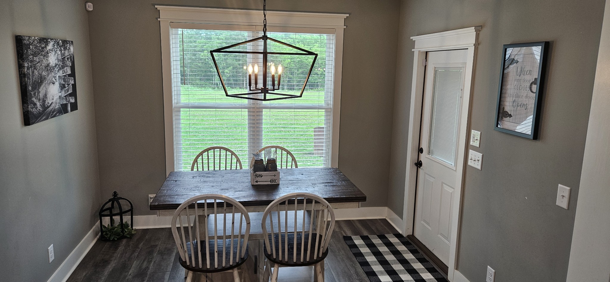 1175 Sugar Flat Rd Property Photo 6