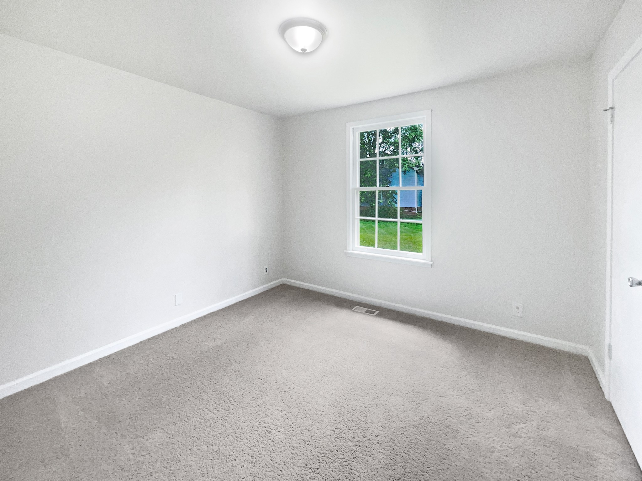 902 Leigh Ct Property Photo 15