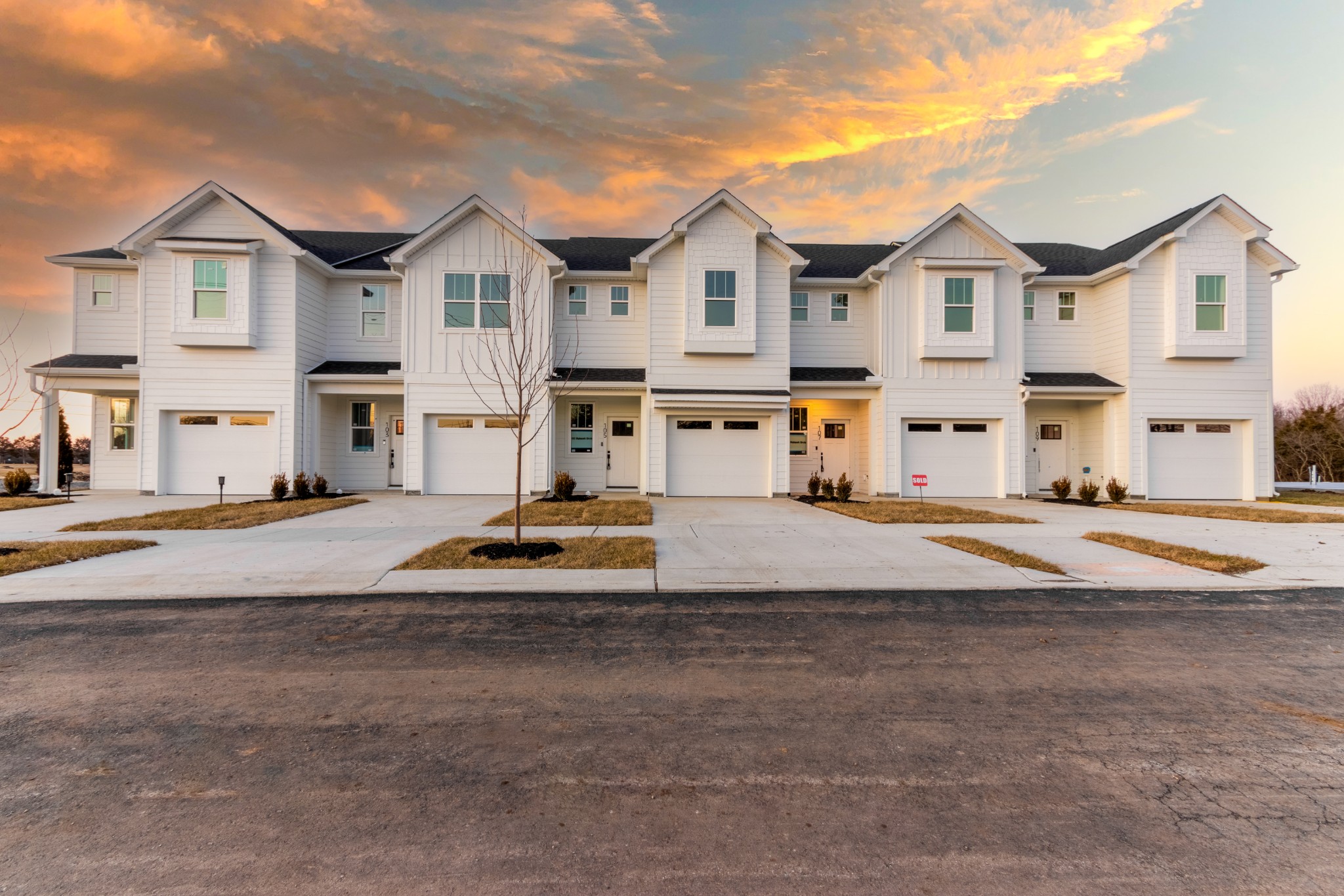 105 High Park Circle Property Photo 1