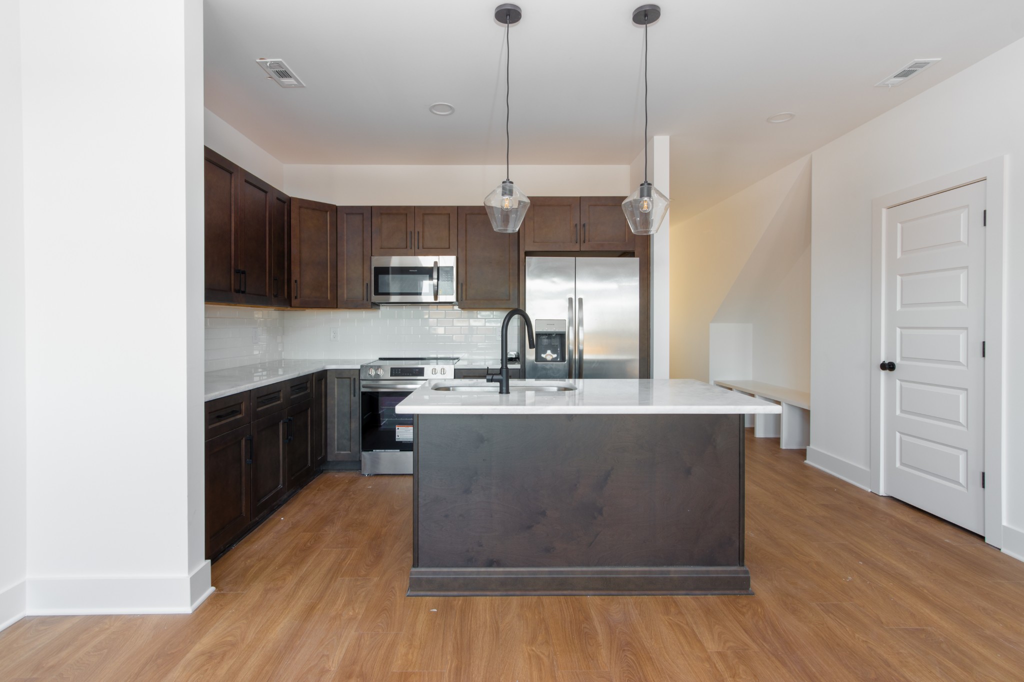 105 High Park Circle Property Photo 4