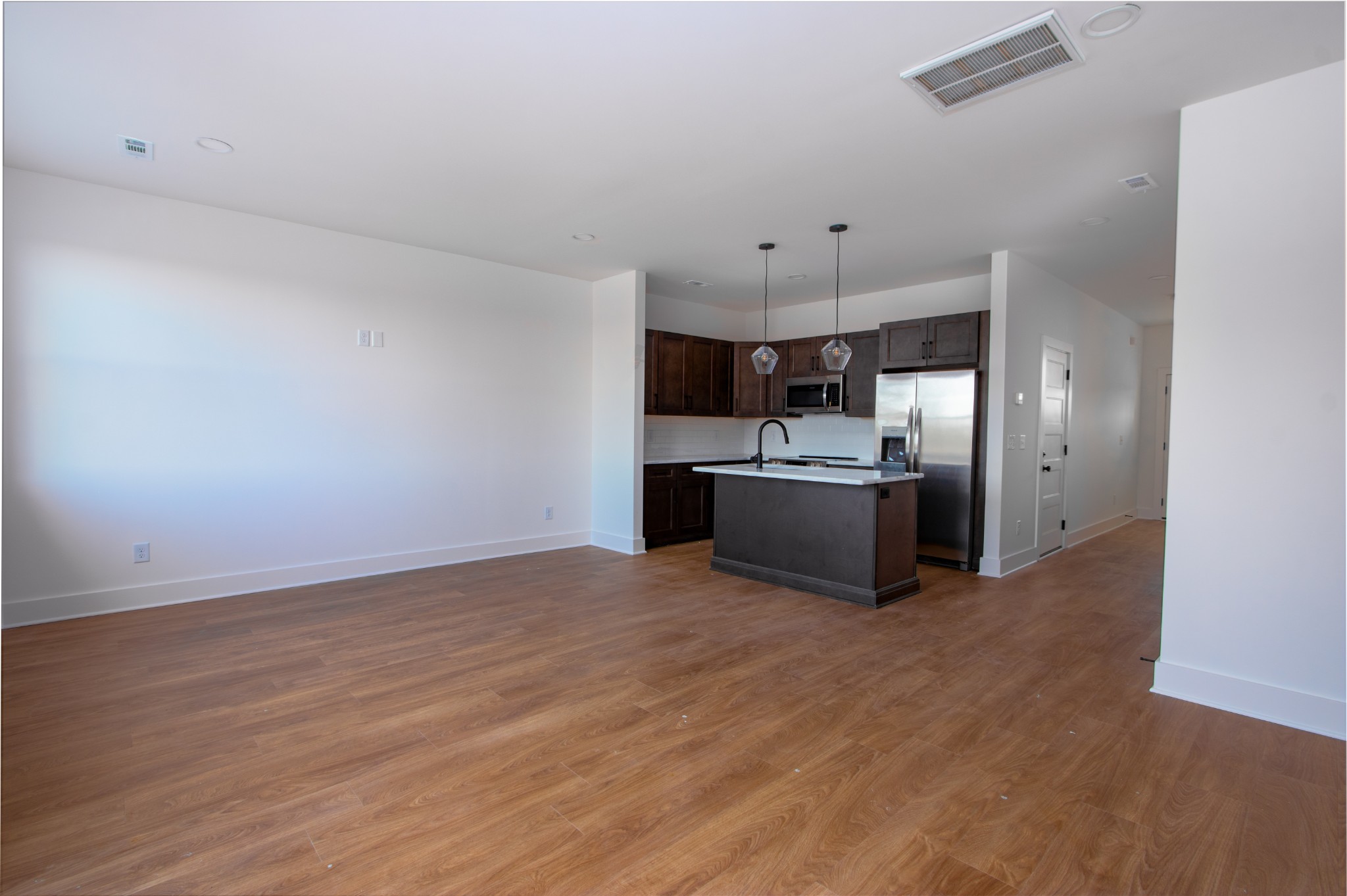 105 High Park Circle Property Photo 8